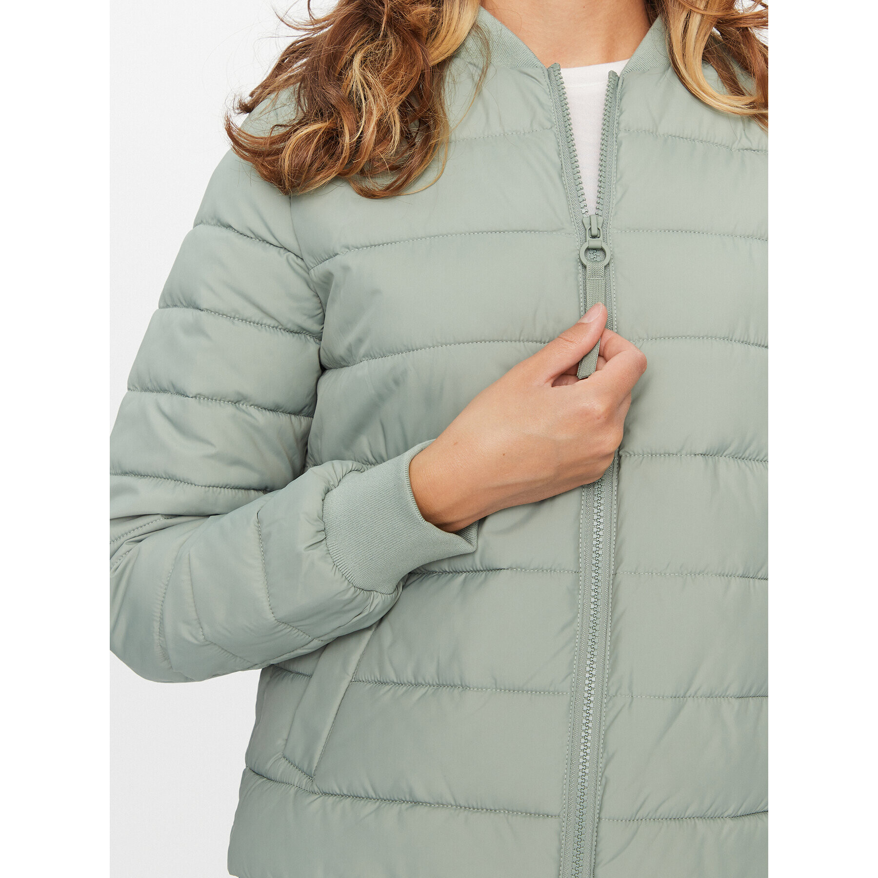 s.Oliver Пухено яке 2133634 Зелен Regular Fit - Pepit.bg