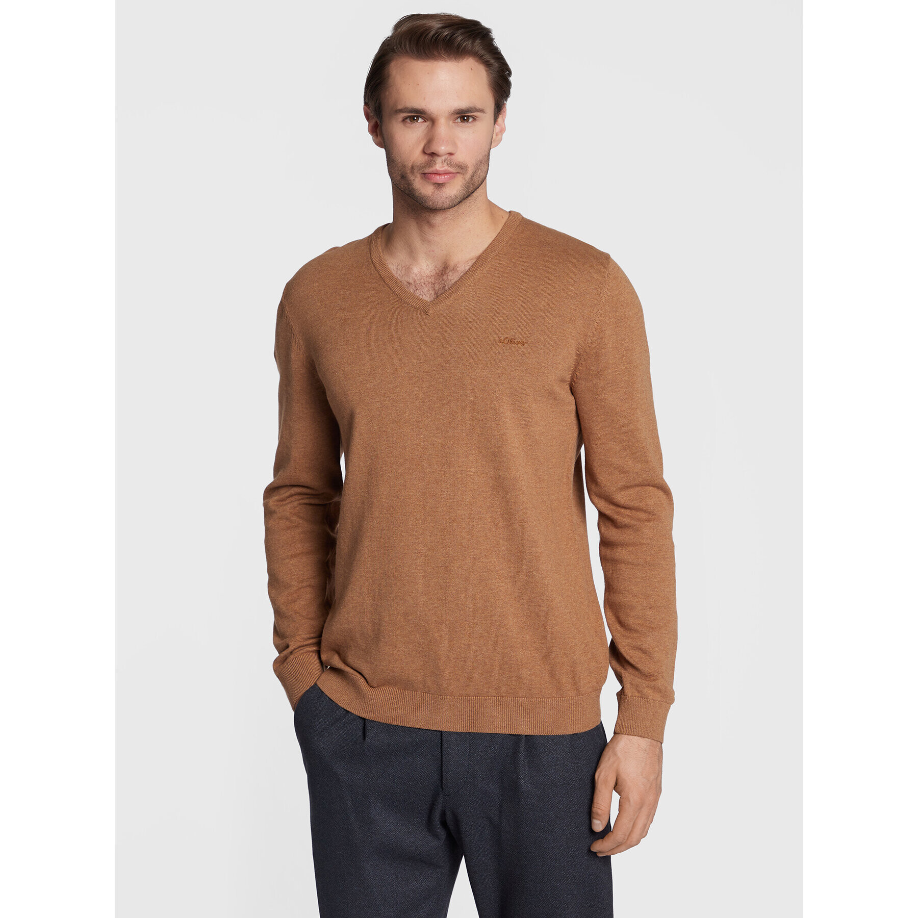 s.Oliver Пуловер 2040666 Кафяв Regular Fit - Pepit.bg