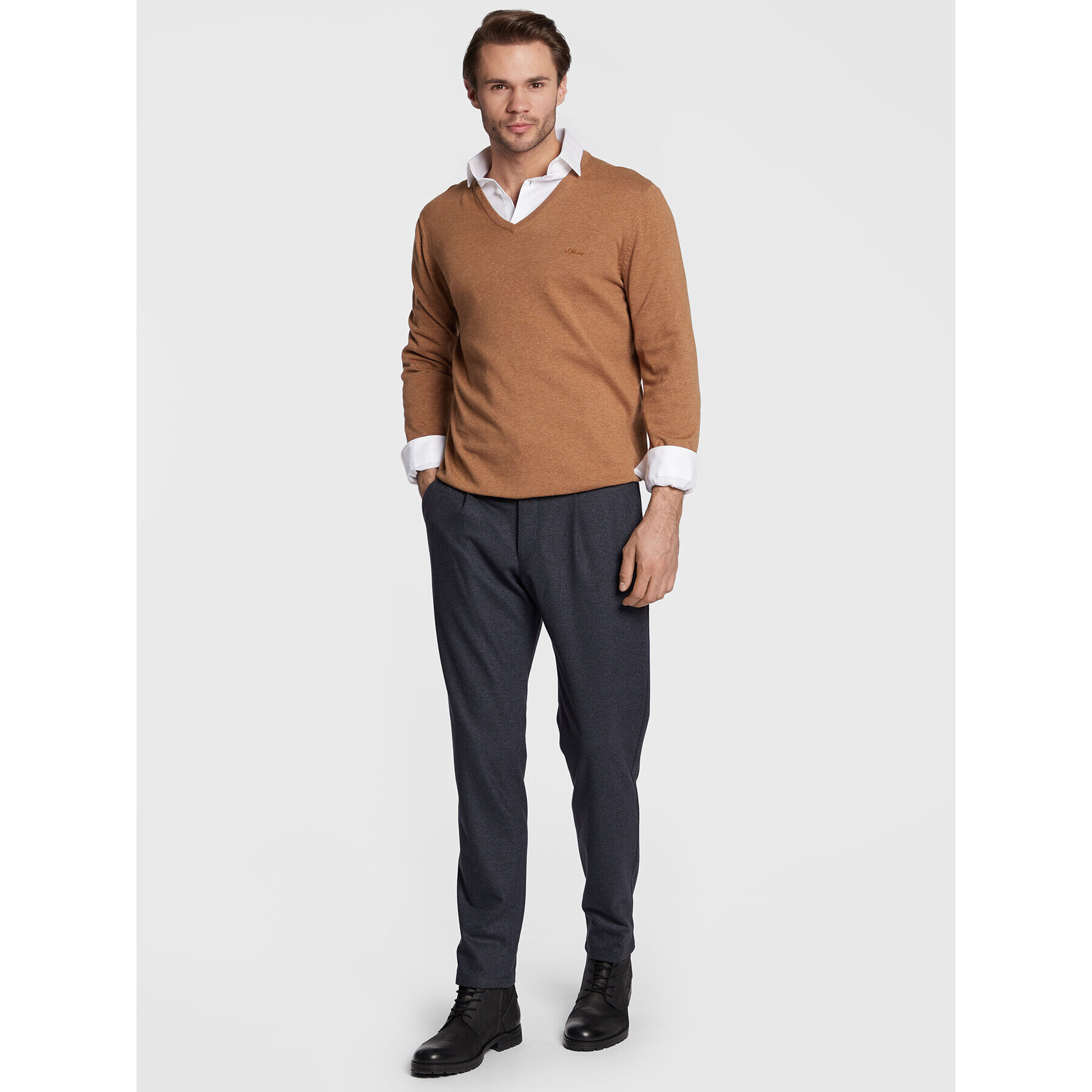 s.Oliver Пуловер 2040666 Кафяв Regular Fit - Pepit.bg