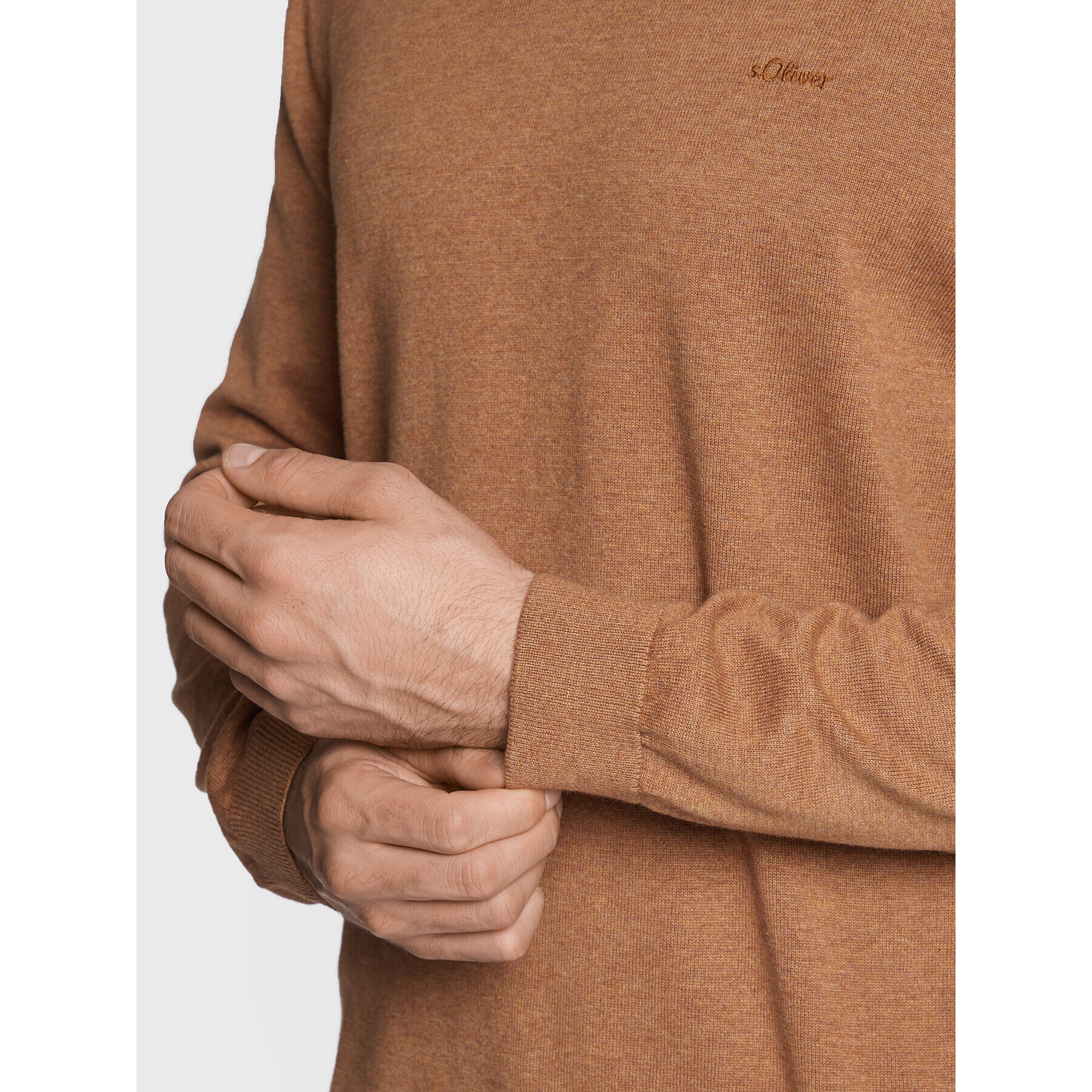 s.Oliver Пуловер 2040666 Кафяв Regular Fit - Pepit.bg