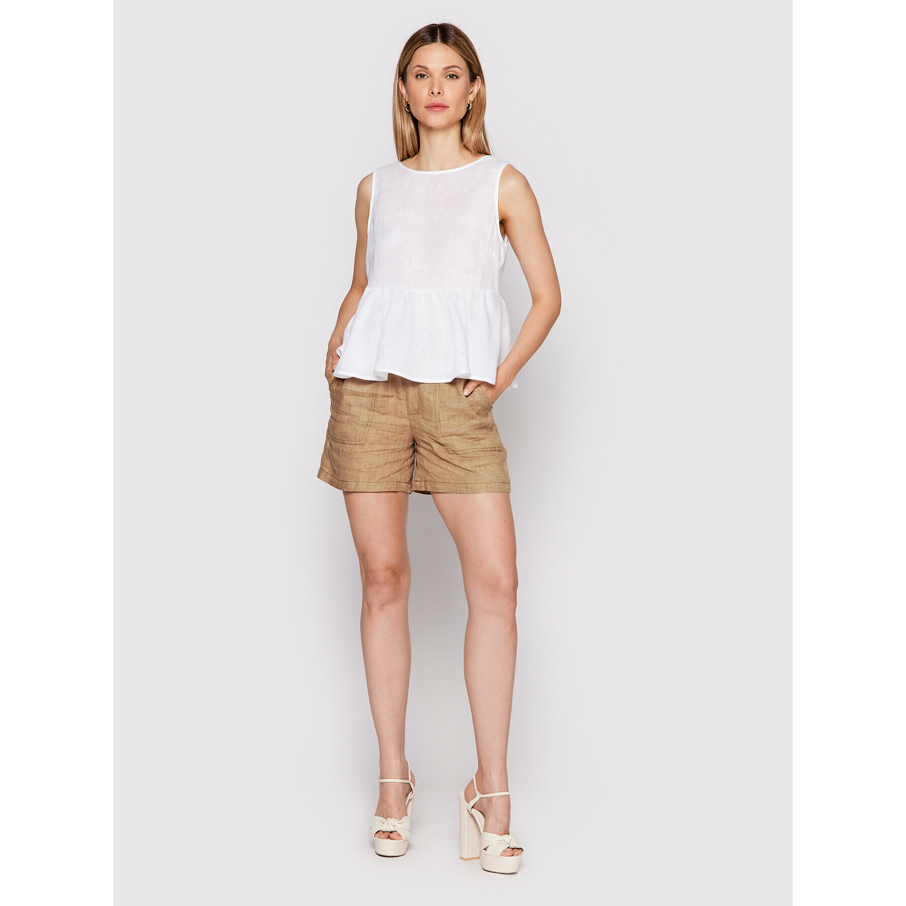 s.Oliver Шорти от плат 2113322 Кафяв Regular Fit - Pepit.bg
