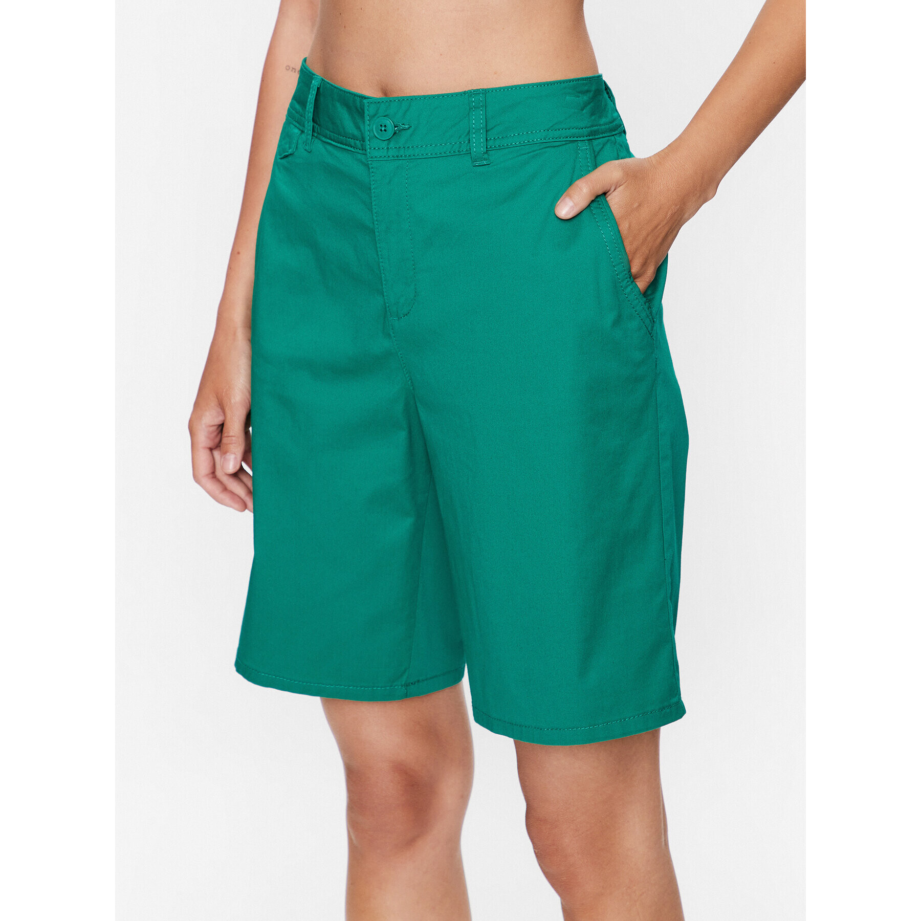 s.Oliver Шорти от плат 2132486 Зелен Regular Fit - Pepit.bg