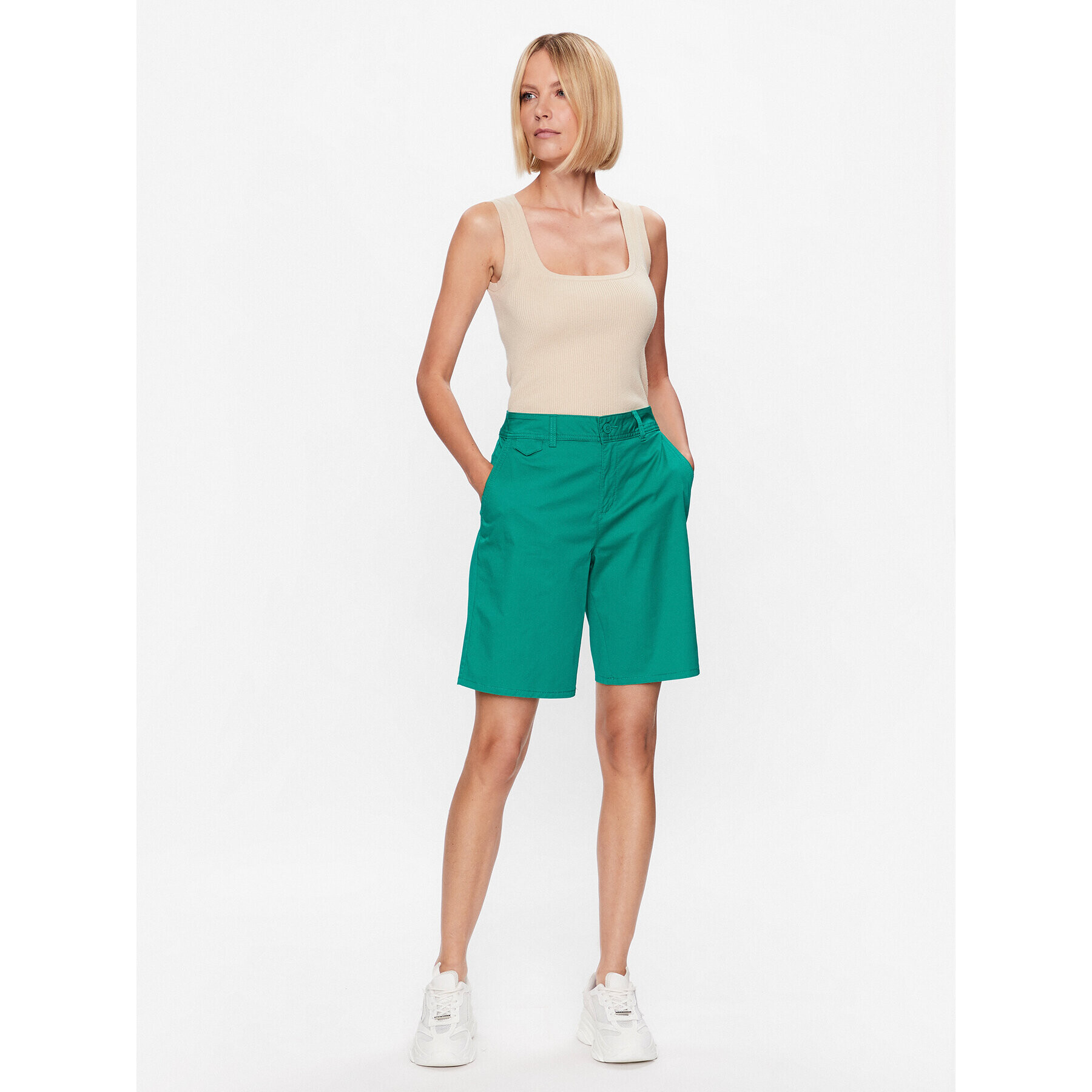 s.Oliver Шорти от плат 2132486 Зелен Regular Fit - Pepit.bg