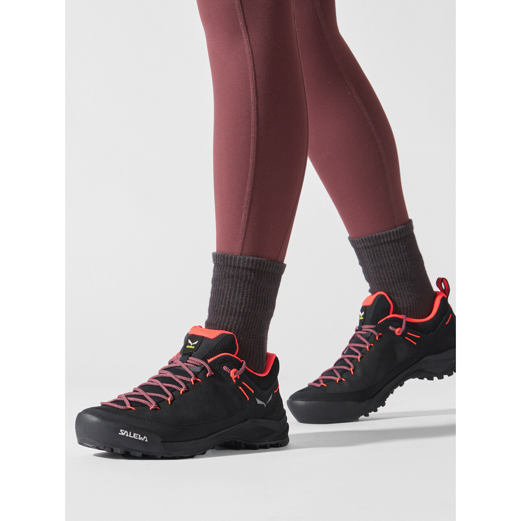 Salewa Туристически Ws Wildfire Leather 61396-0936 Черен - Pepit.bg