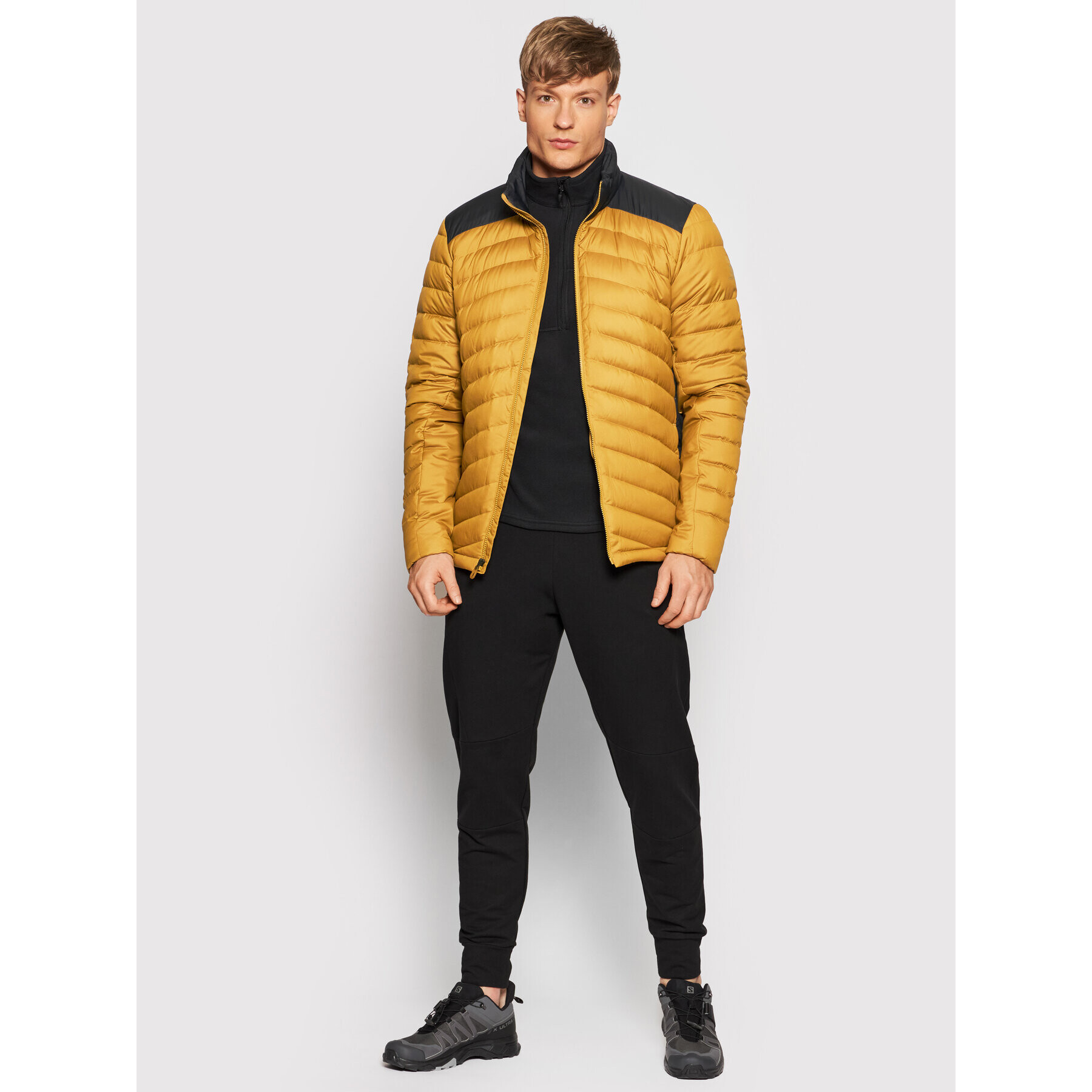 Salomon Пухено яке Sntial LC1612100 Жълт Regular Fit - Pepit.bg