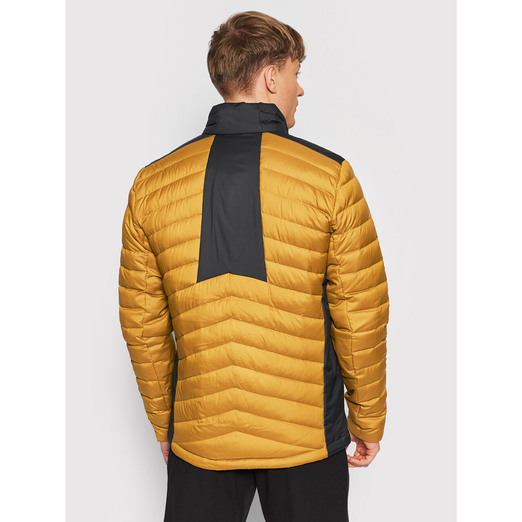 Salomon Пухено яке Sntial LC1612100 Жълт Regular Fit - Pepit.bg
