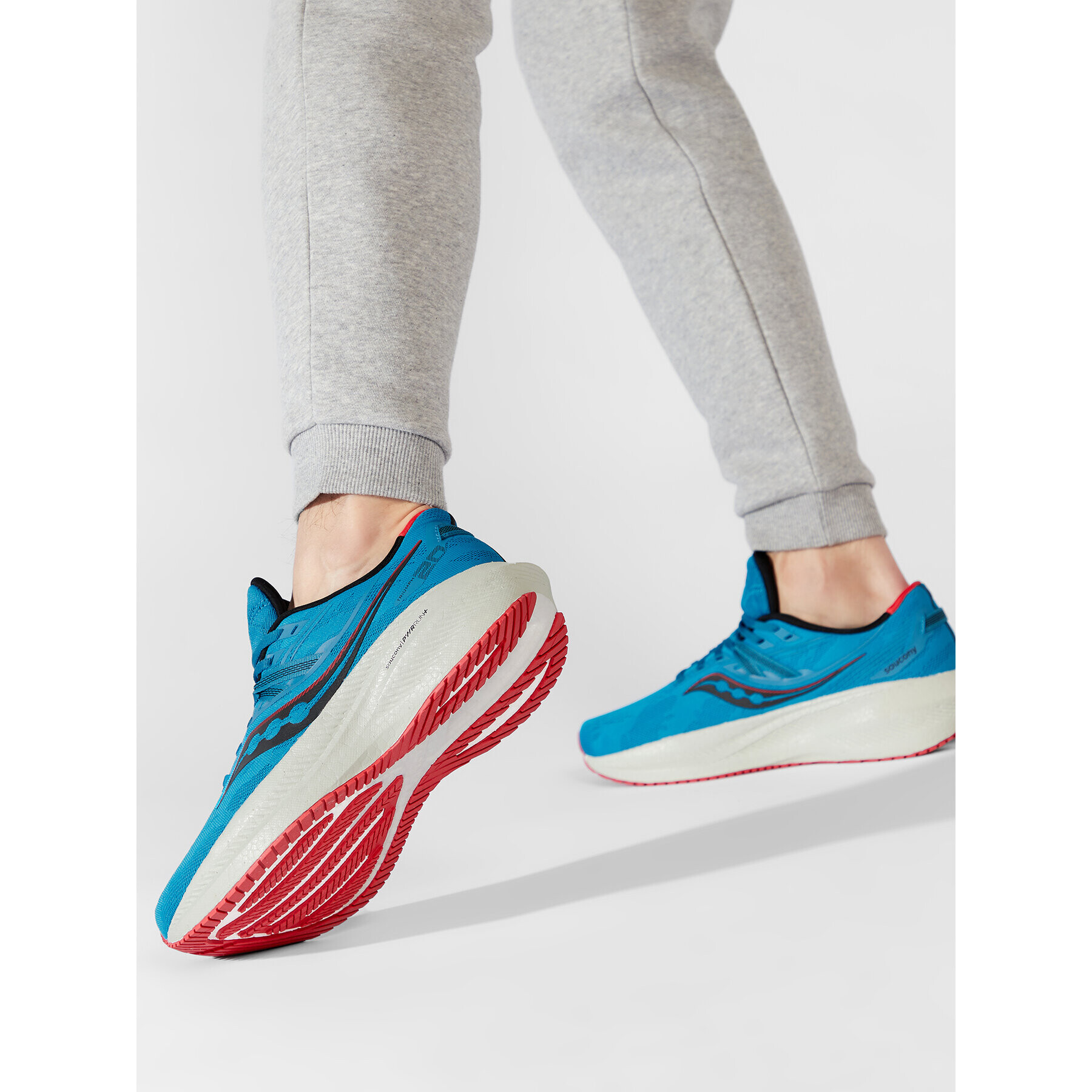 Saucony Обувки Triumph 20 S20759-31 Син - Pepit.bg
