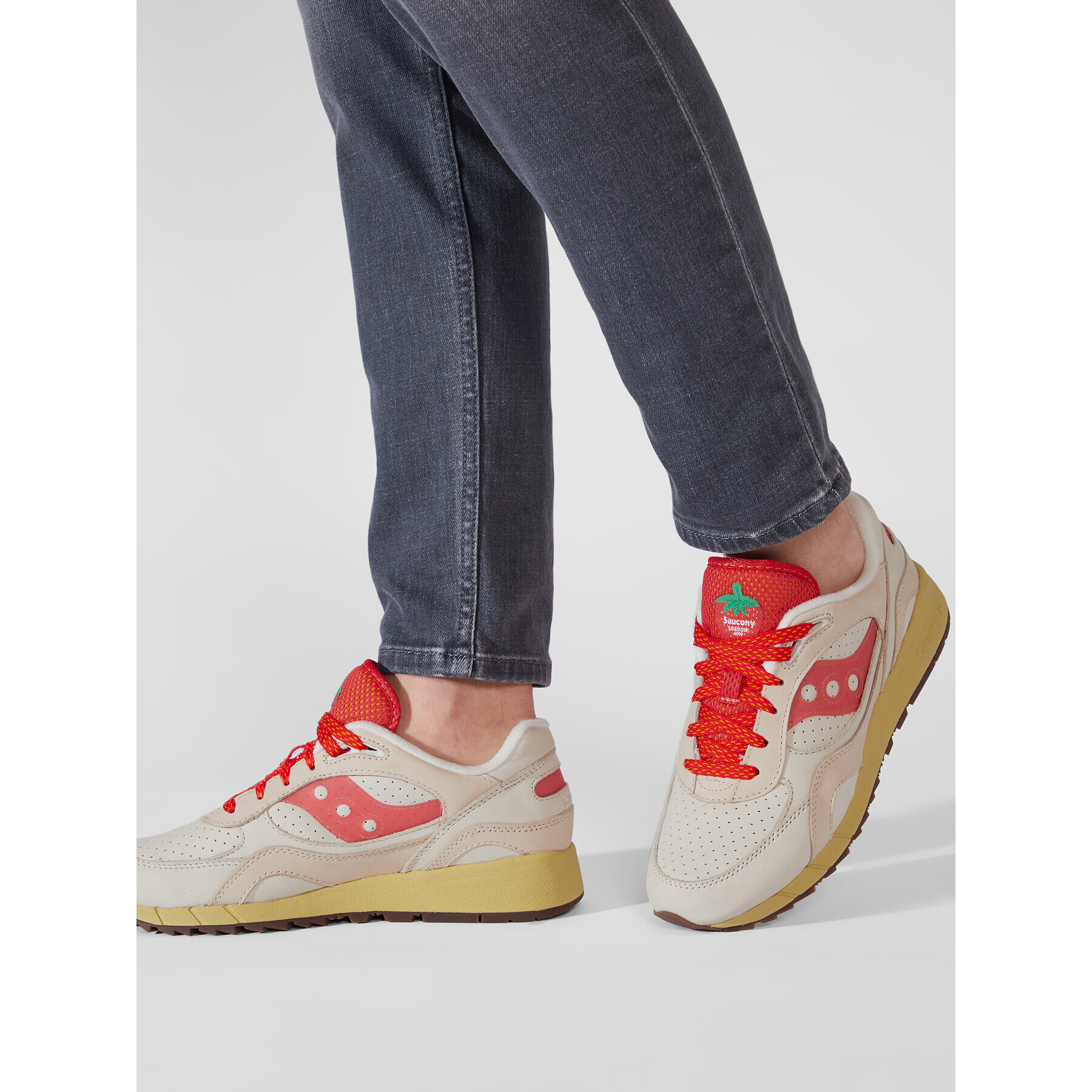 Saucony Сникърси Shadow 6000 S70700-1 Бежов - Pepit.bg