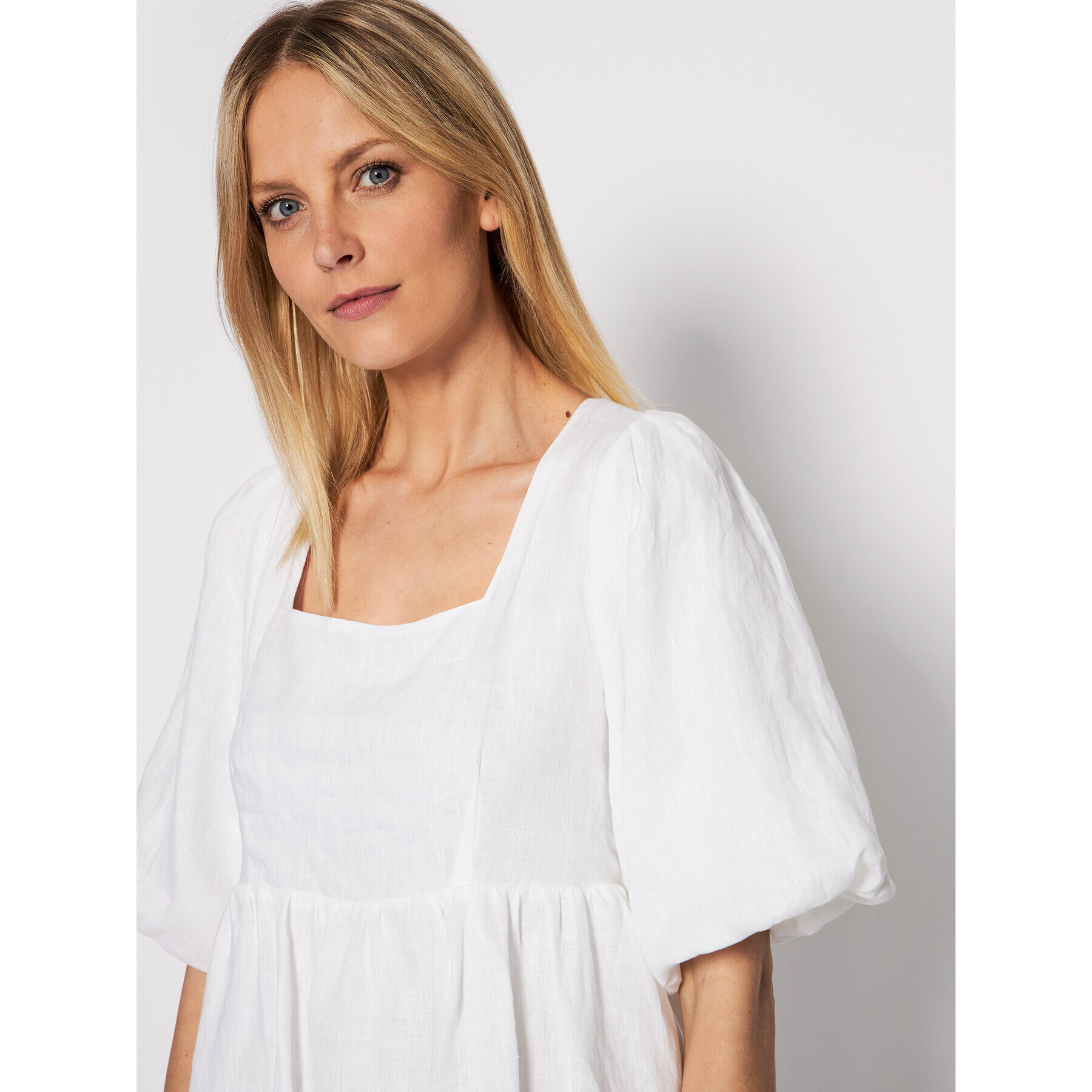 Seafolly Лятна рокля Shoreline Cover Up 54736-CU Бял Relaxed Fit - Pepit.bg