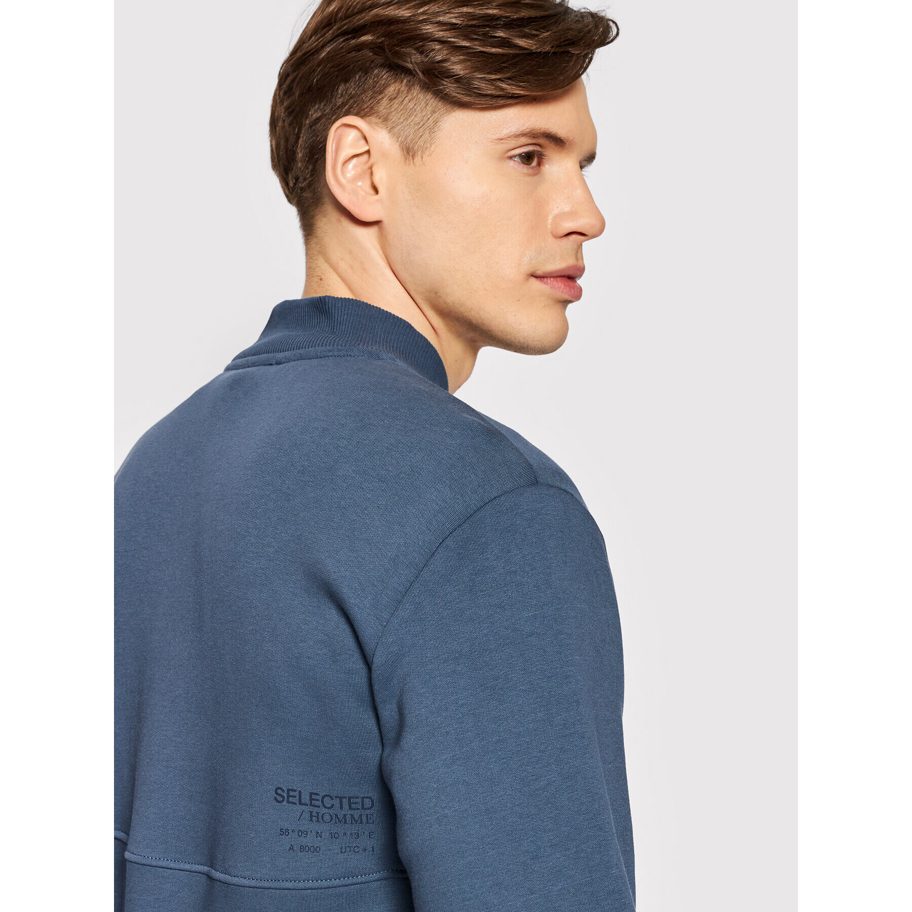 Selected Homme Суитшърт Noah 16083441 Син Relaxed Fit - Pepit.bg