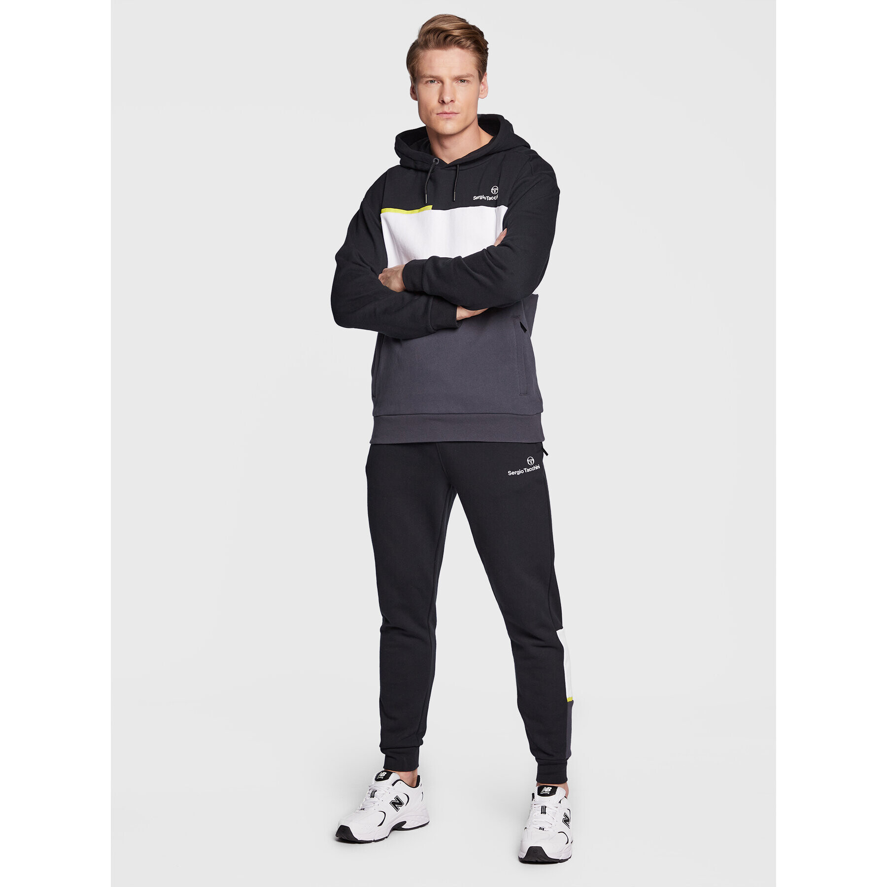 Sergio Tacchini Долнище анцуг Incastro 39523 Черен Slim Fit - Pepit.bg