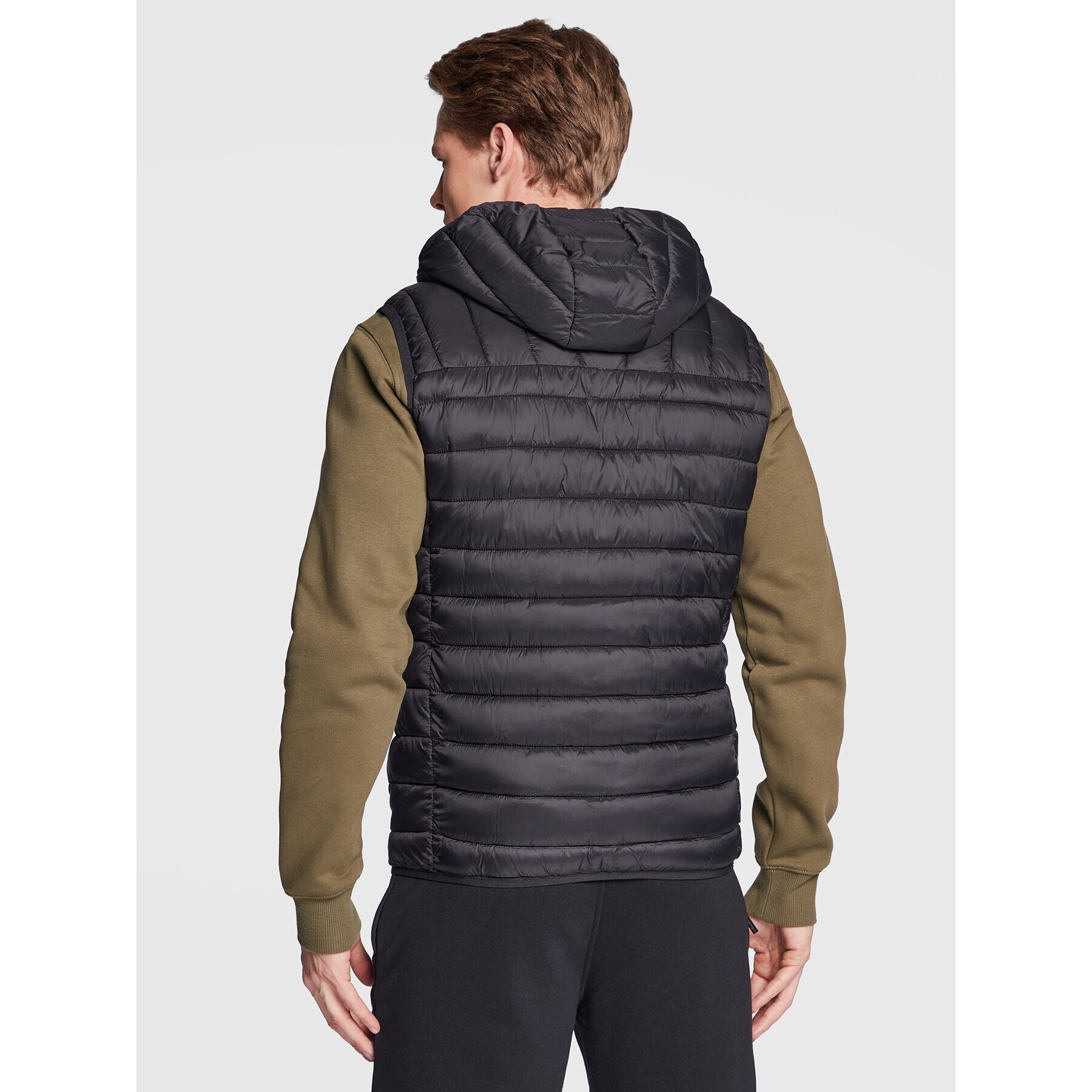 Sergio Tacchini Елек Nessen 39410 Черен Regular Fit - Pepit.bg