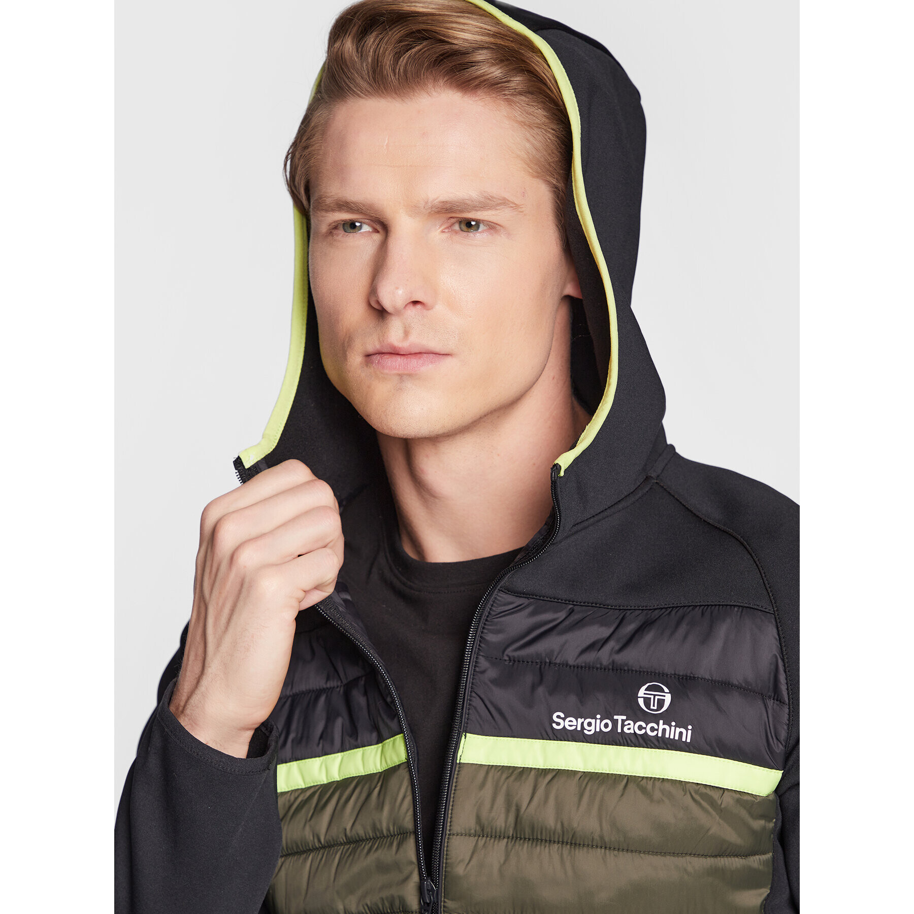Sergio Tacchini Преходно яке Nam 39324 Черен Regular Fit - Pepit.bg
