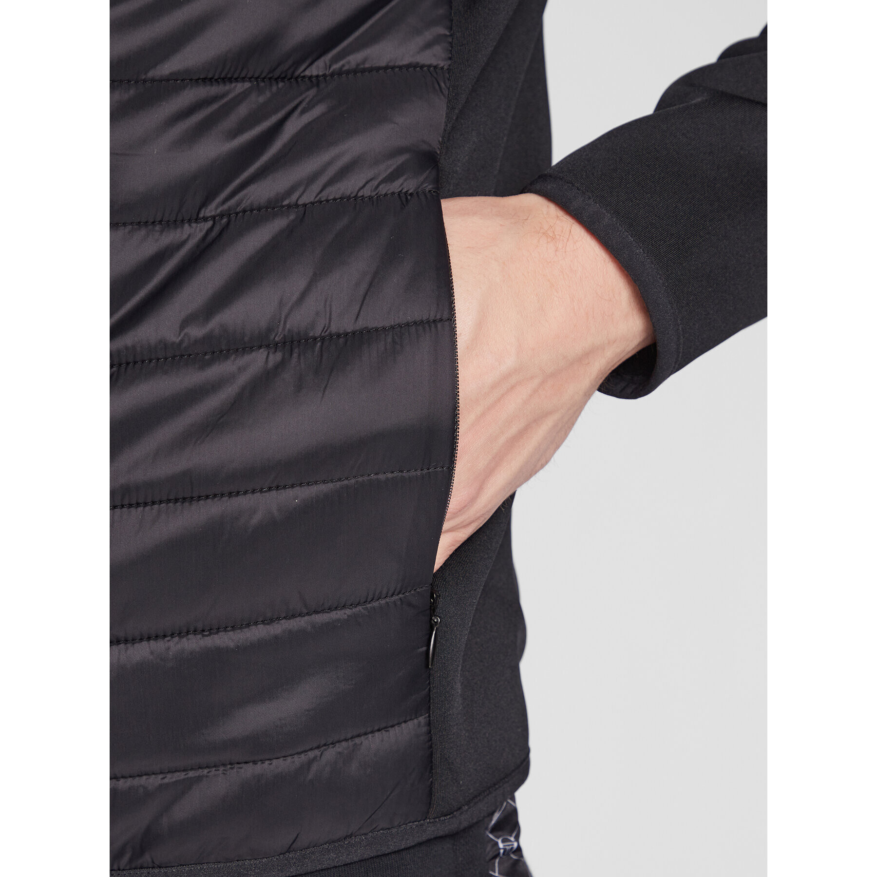 Sergio Tacchini Преходно яке Nam 39324 Черен Regular Fit - Pepit.bg