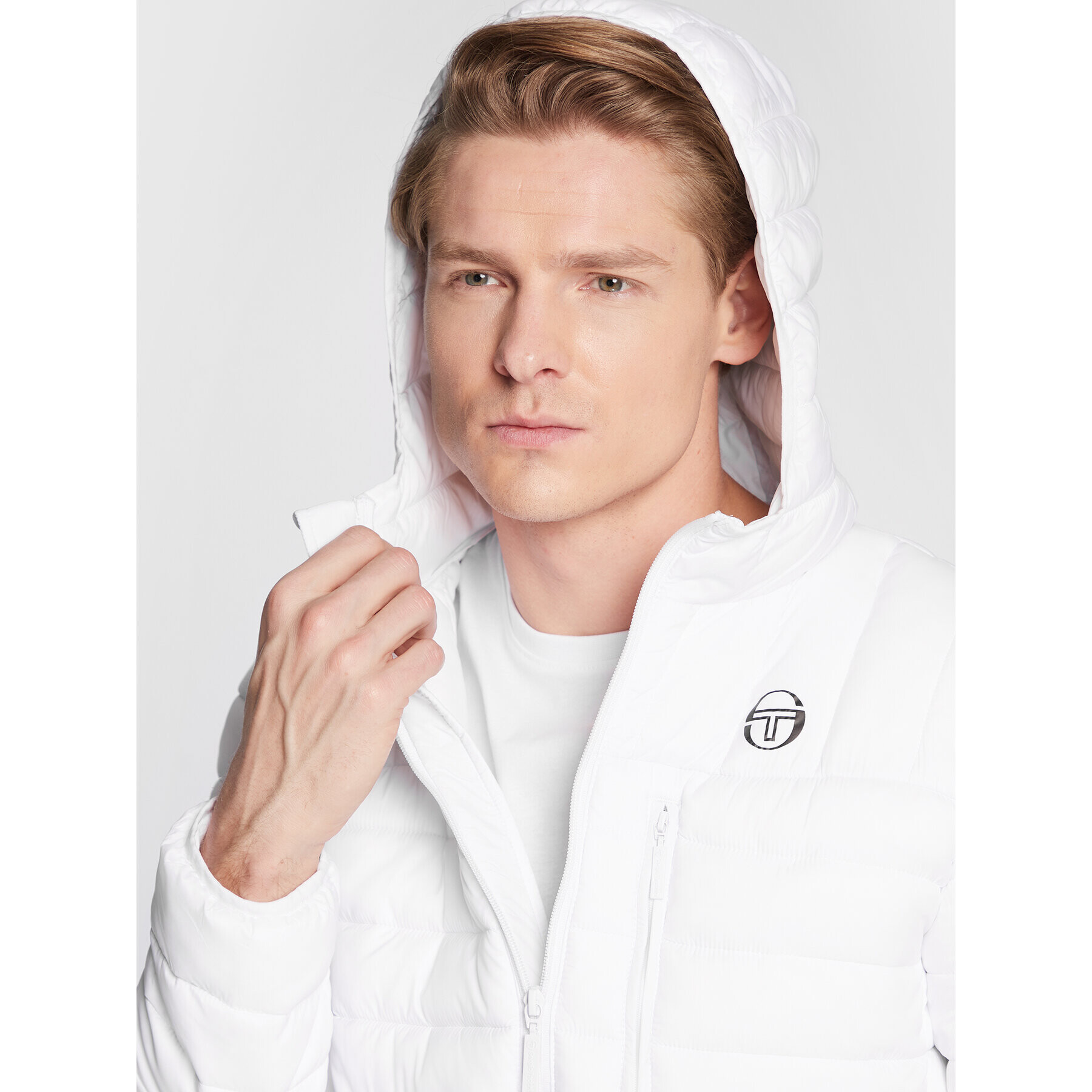 Sergio Tacchini Пухено яке Nessen 39658 Бял Regular Fit - Pepit.bg