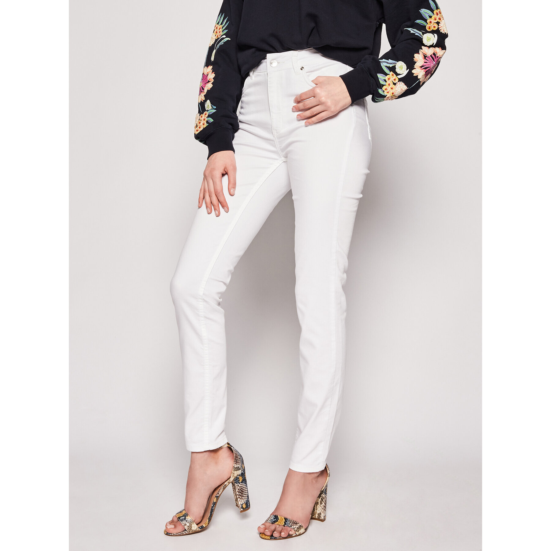 Silvian Heach Дънки Veronica PGP20650JE Бял Slim Fit - Pepit.bg