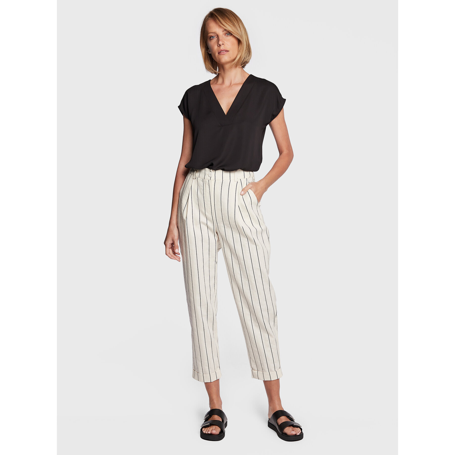 Silvian Heach Текстилни панталони GPP23329PA Екрю Regular Fit - Pepit.bg