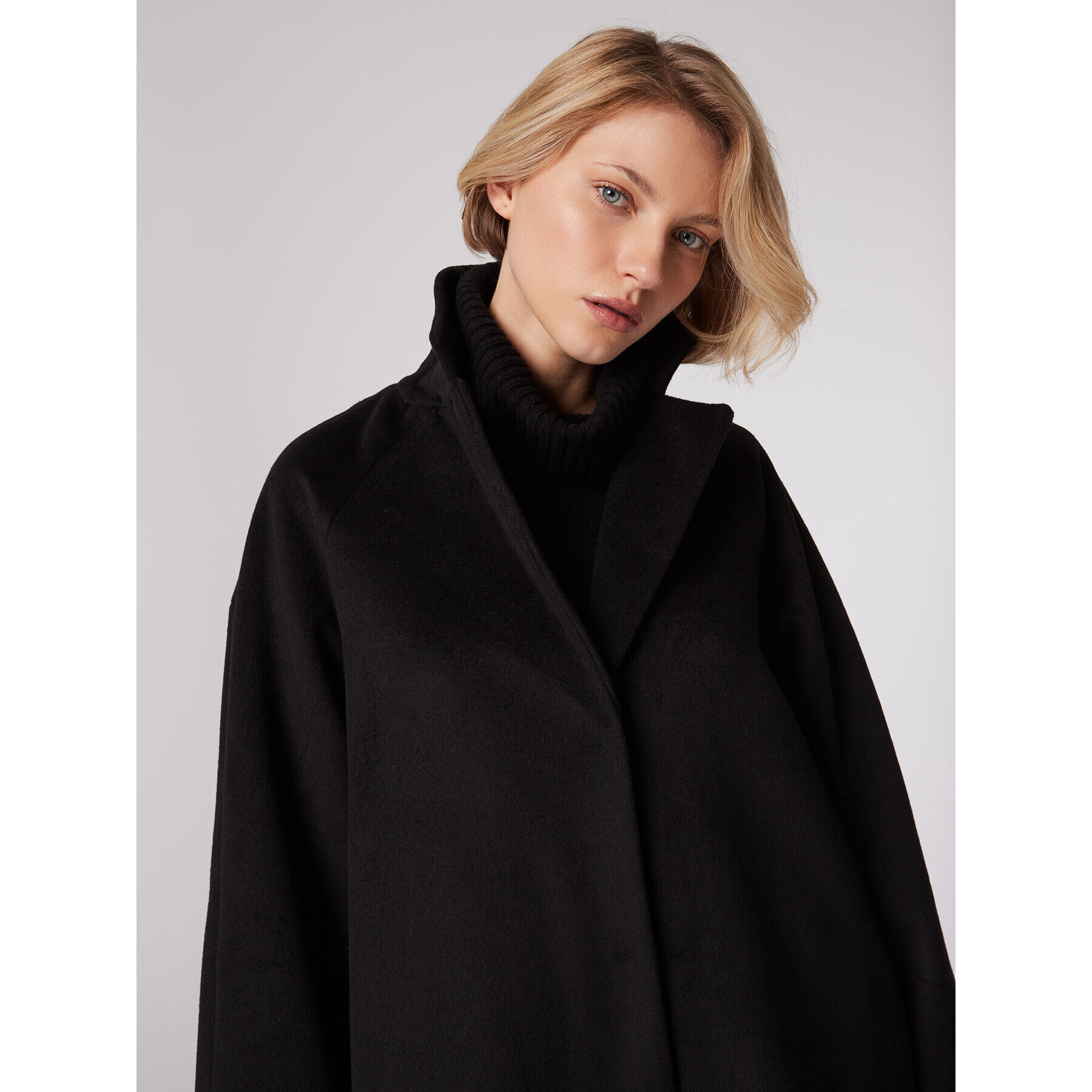 Simple Преходно палто PLD510-03 Черен Relaxed Fit - Pepit.bg