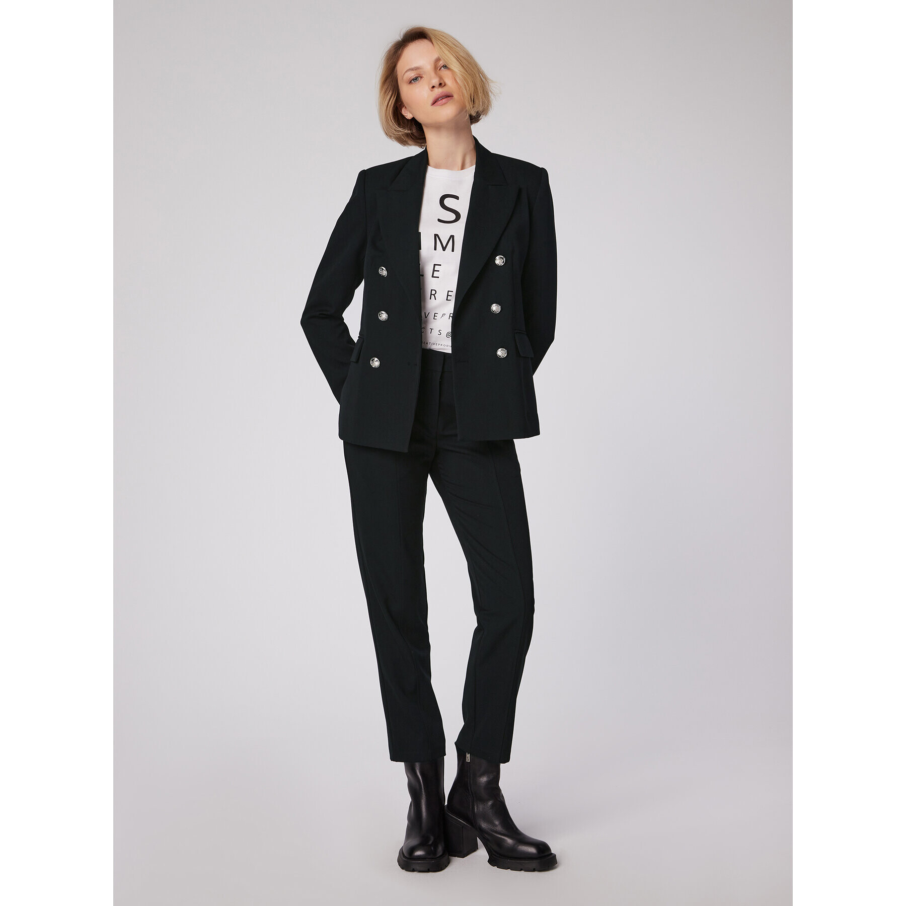 Simple Текстилни панталони SPD506-02 Черен Slim Fit - Pepit.bg
