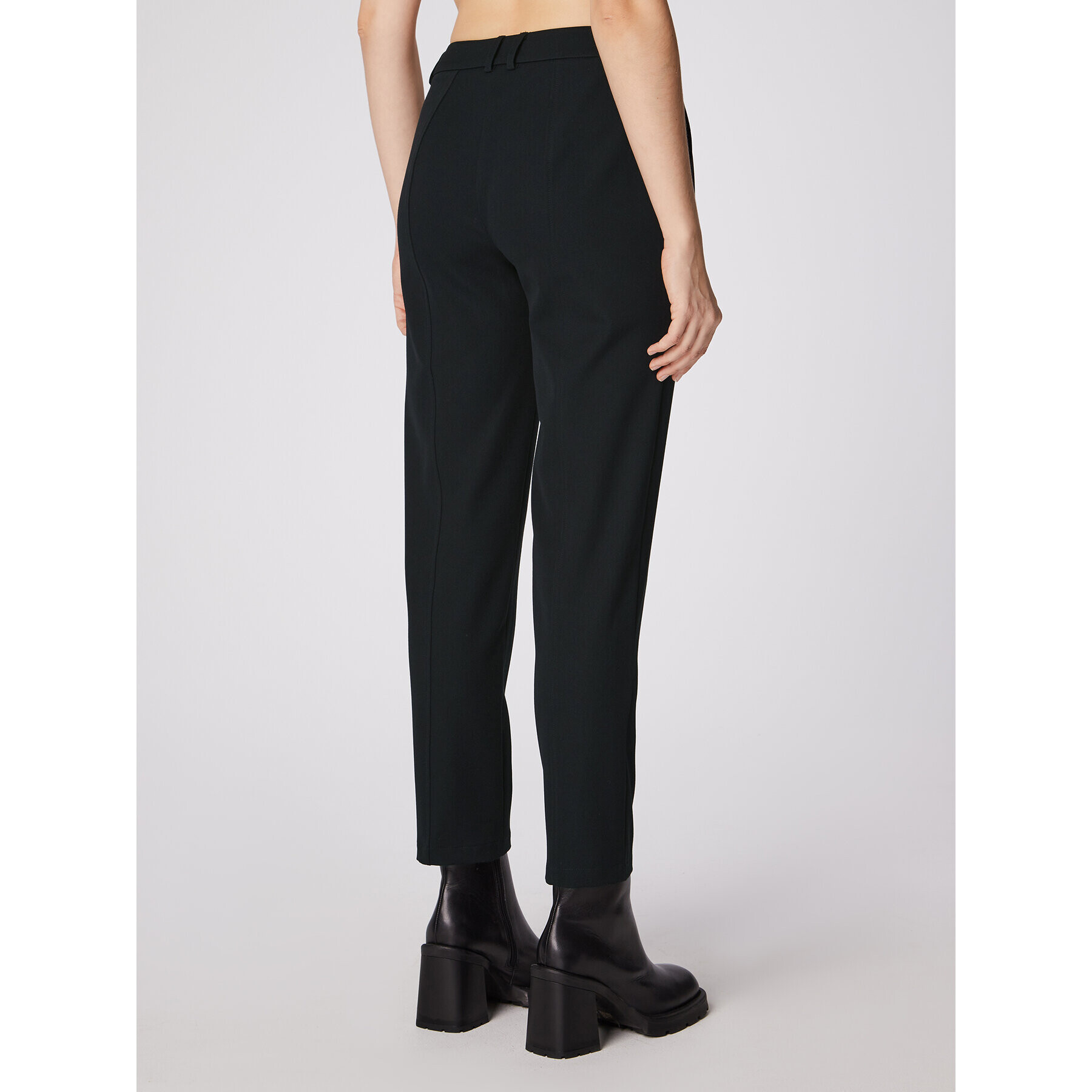 Simple Текстилни панталони SPD506-02 Черен Slim Fit - Pepit.bg