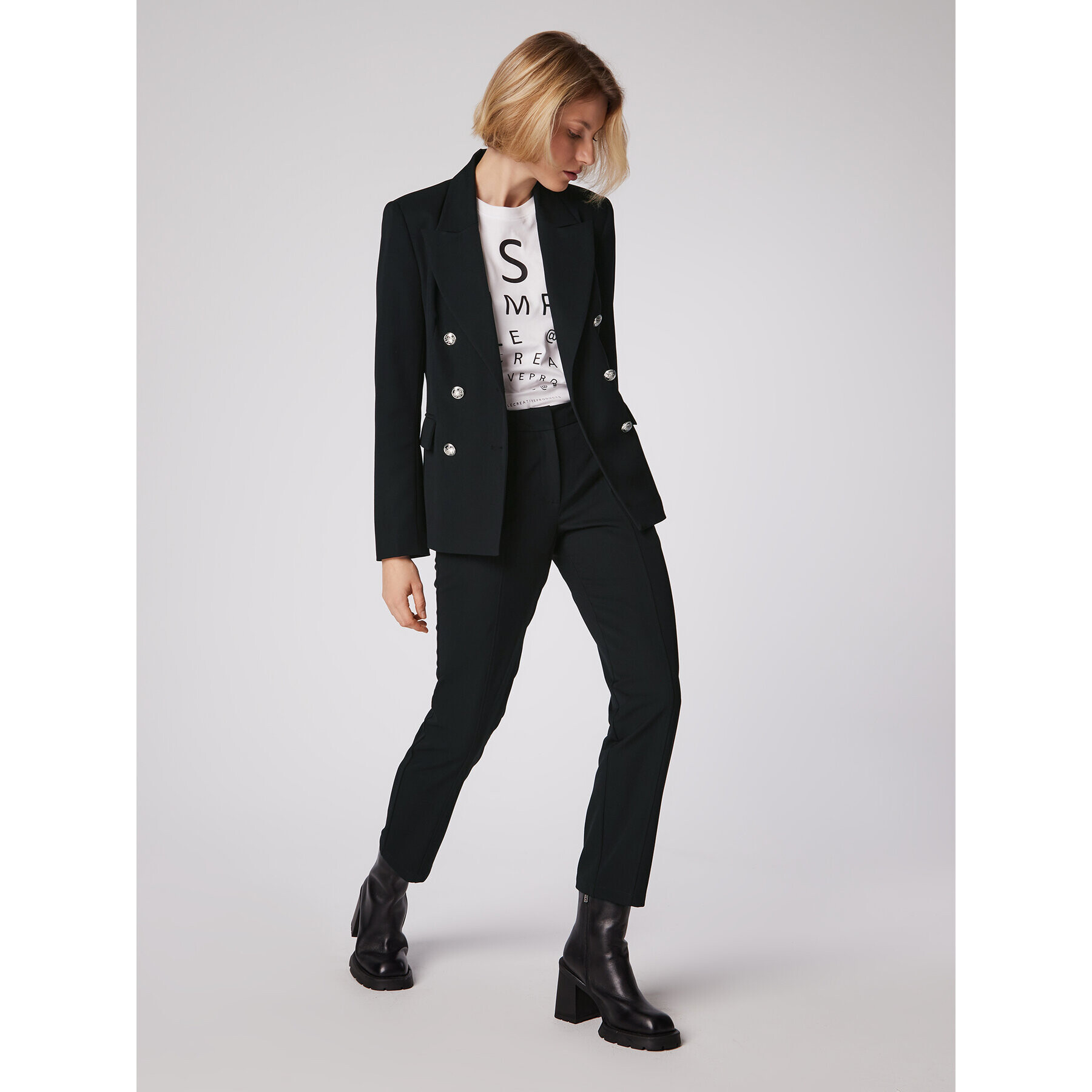Simple Текстилни панталони SPD506-02 Черен Slim Fit - Pepit.bg