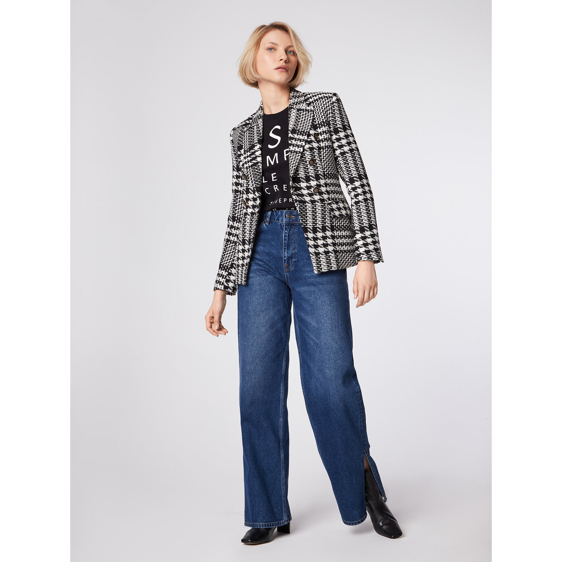 Simple Тишърт TSD500-02 Черен Relaxed Fit - Pepit.bg