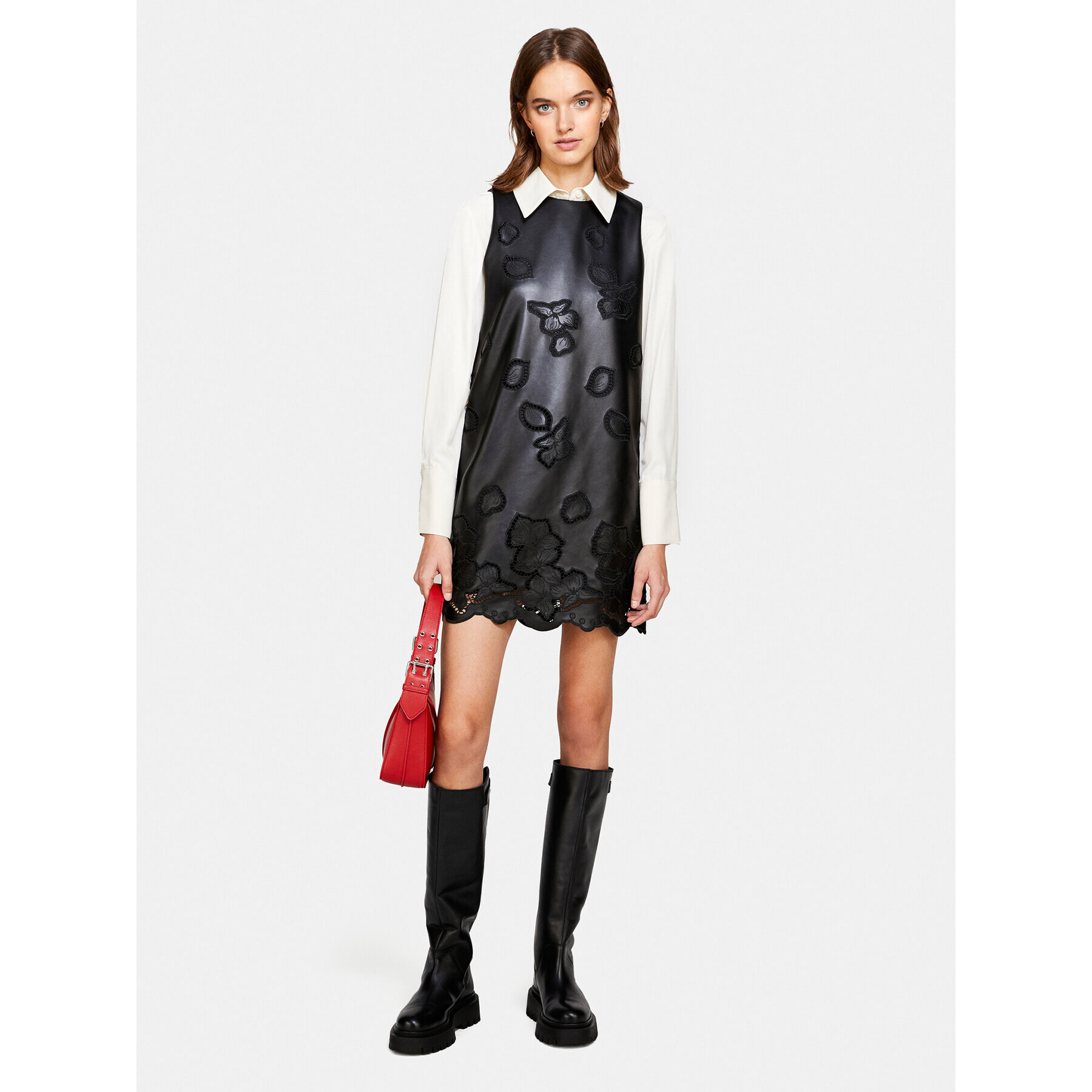 Sisley Ежедневна рокля 40R7LV04M Черен Regular Fit - Pepit.bg