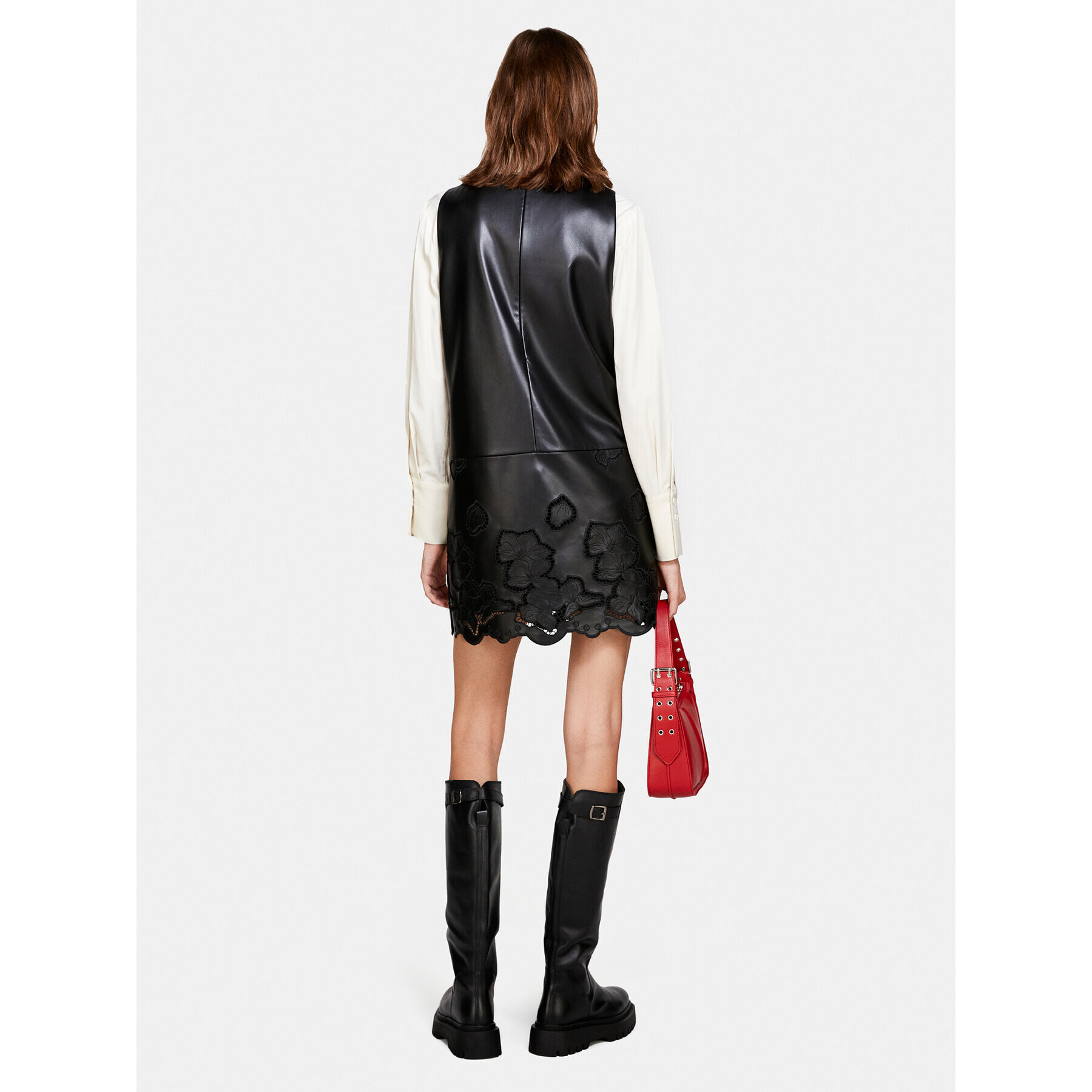 Sisley Ежедневна рокля 40R7LV04M Черен Regular Fit - Pepit.bg