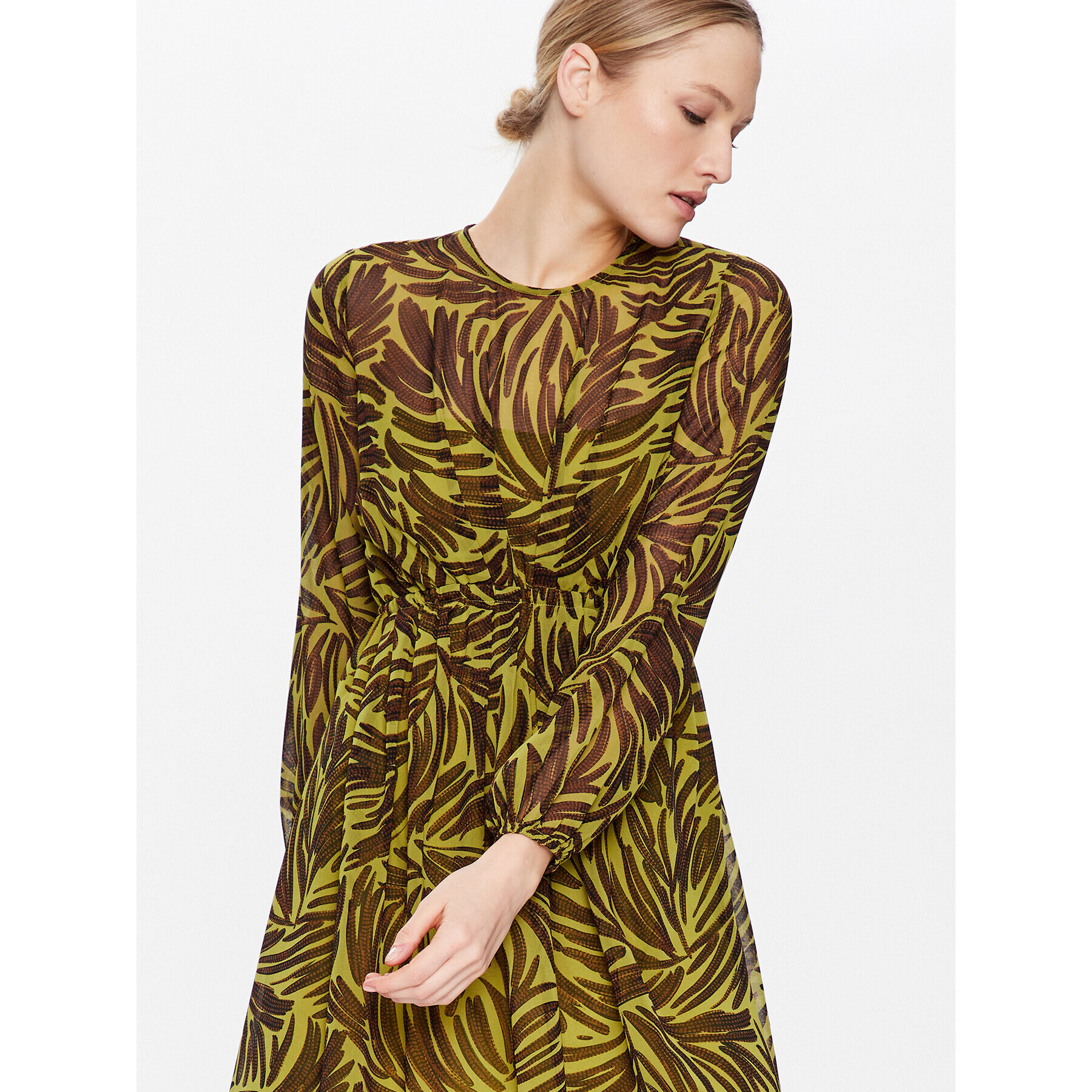 Sisley Ежедневна рокля 4W7XLV036 Зелен Regular Fit - Pepit.bg