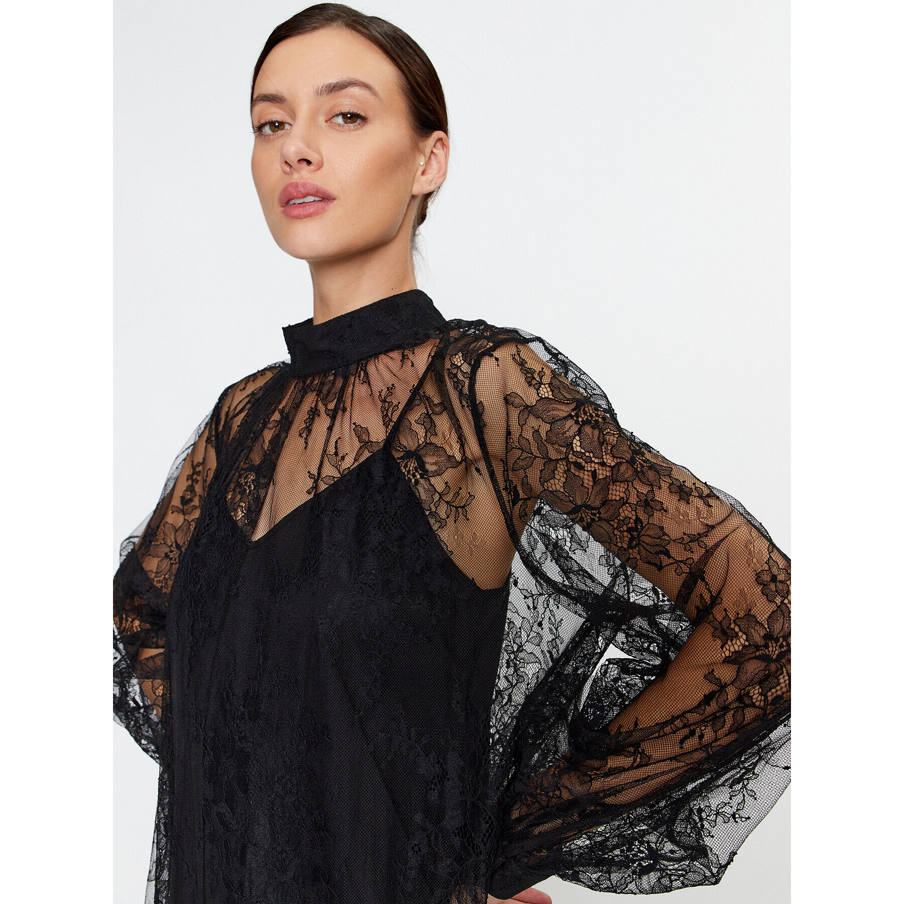 Sisley Коктейлна рокля 4FBYLV048 Черен Regular Fit - Pepit.bg