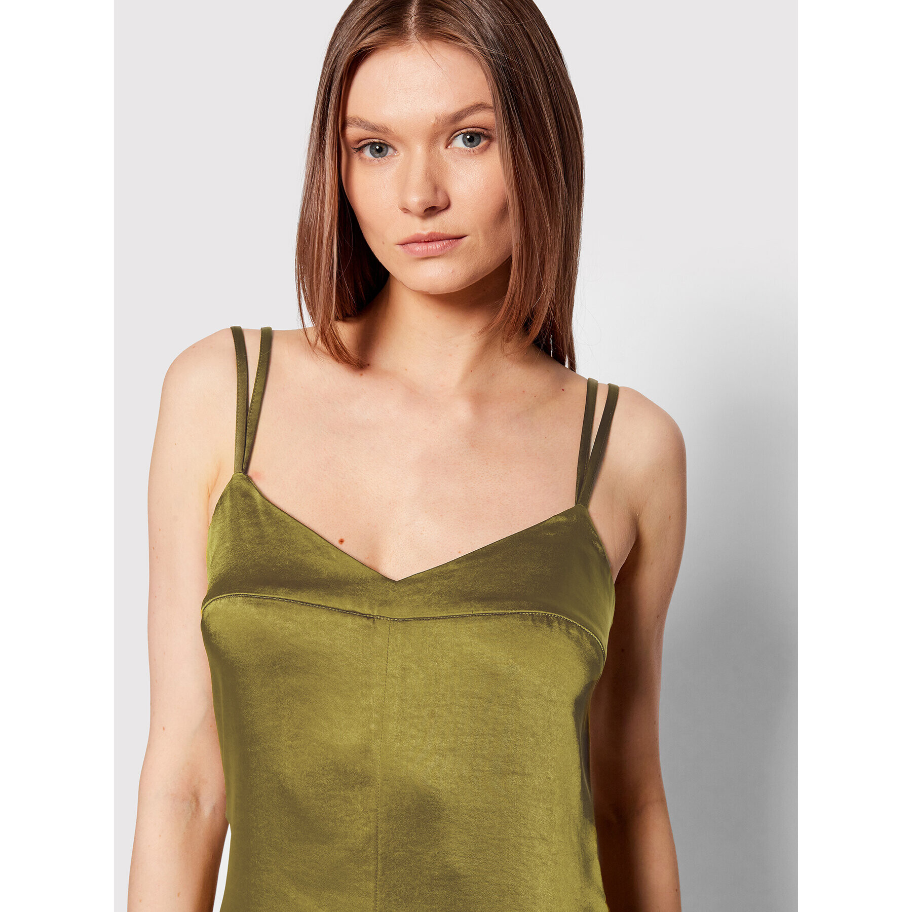 Sisley Коктейлна рокля 4RHELV00R Зелен Regular Fit - Pepit.bg