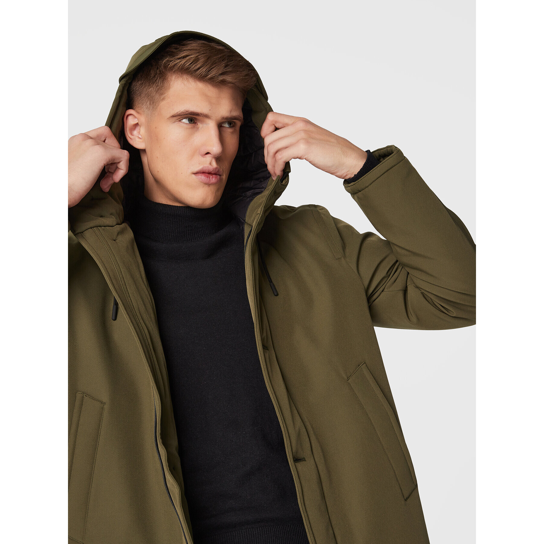 Sisley Преходно яке 2BDASN00S Зелен Regular Fit - Pepit.bg