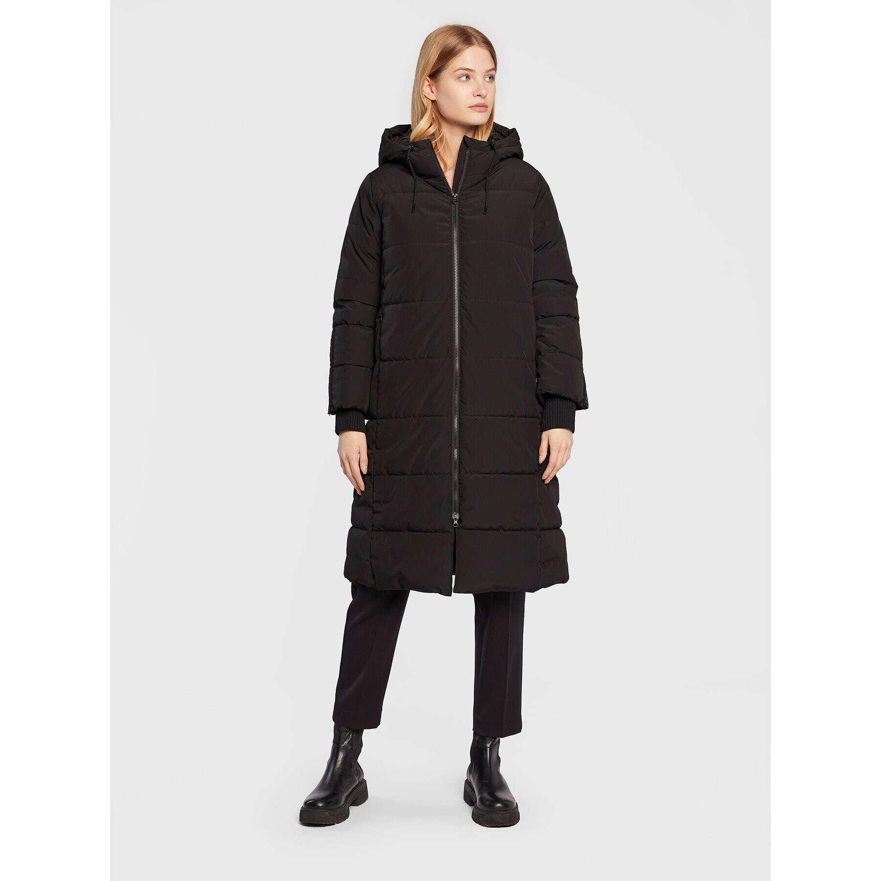 Sisley Пухено яке 24PWLN012 Черен Regular Fit - Pepit.bg