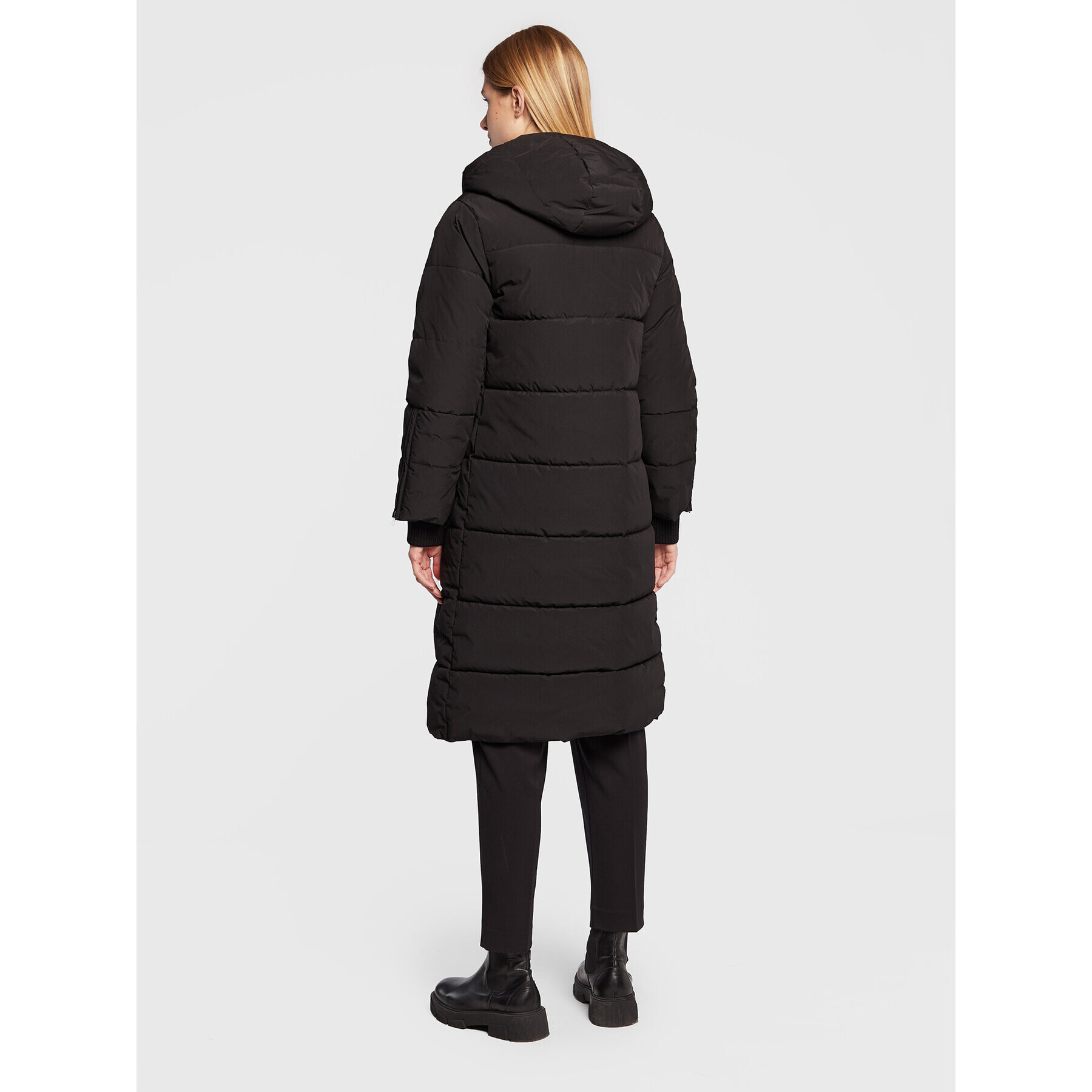 Sisley Пухено яке 24PWLN012 Черен Regular Fit - Pepit.bg