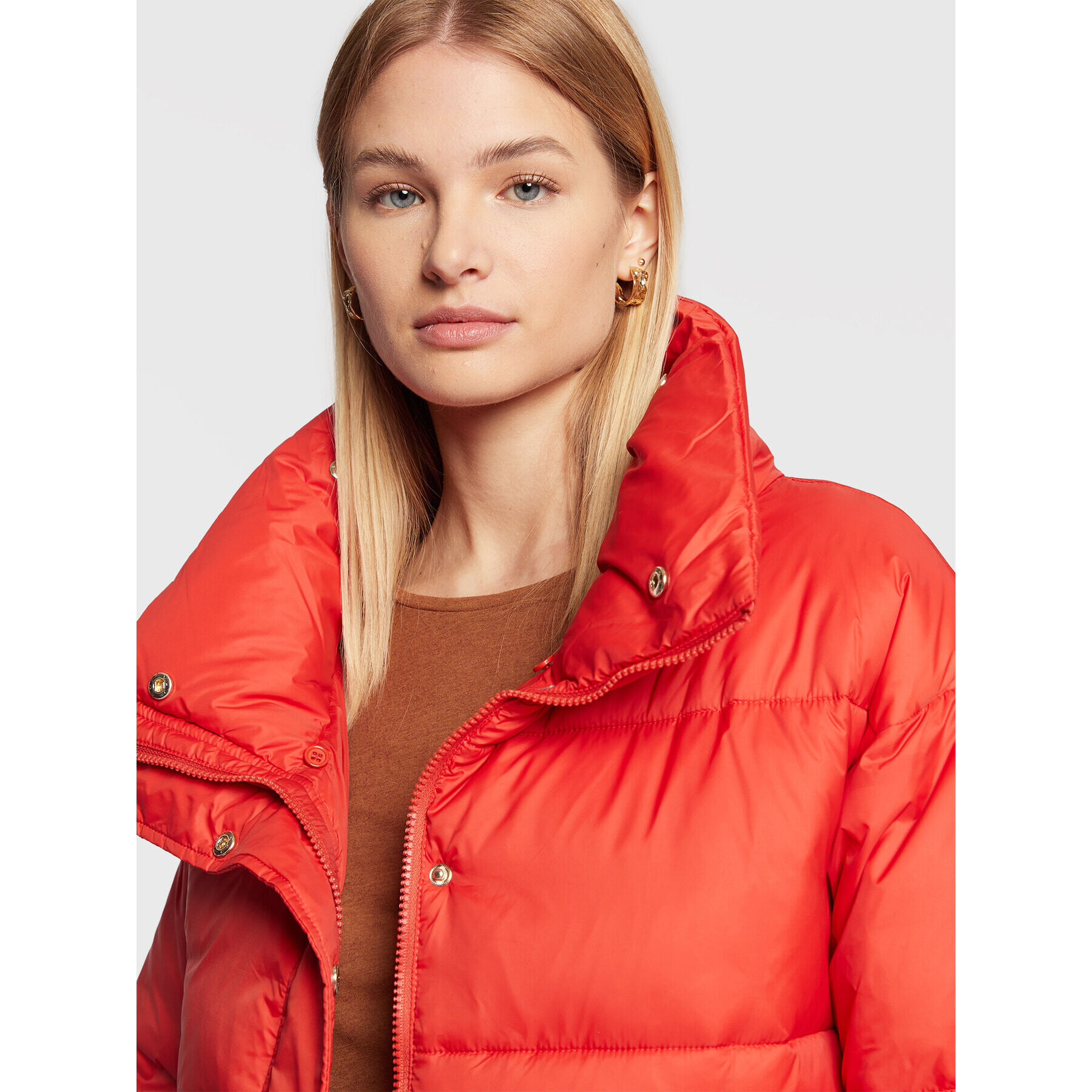 Sisley Пухено яке 2BA2LN01J Червен Oversize - Pepit.bg