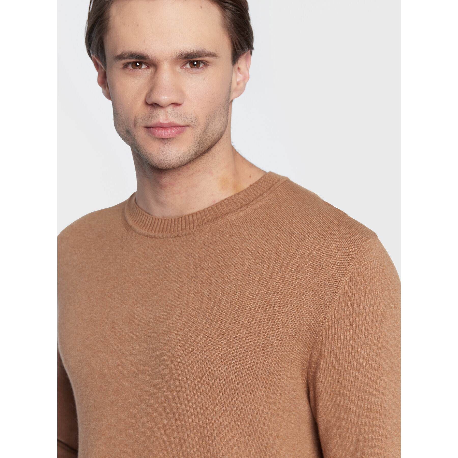 Sisley Пуловер 102HS1B17 Кафяв Regular Fit - Pepit.bg
