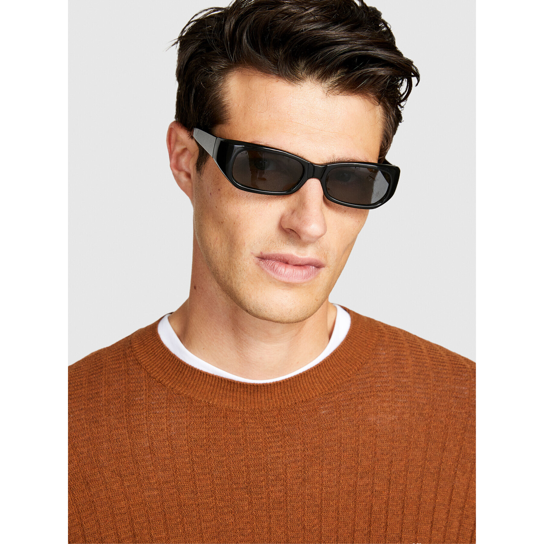 Sisley Пуловер 1041T102A Кафяв Regular Fit - Pepit.bg