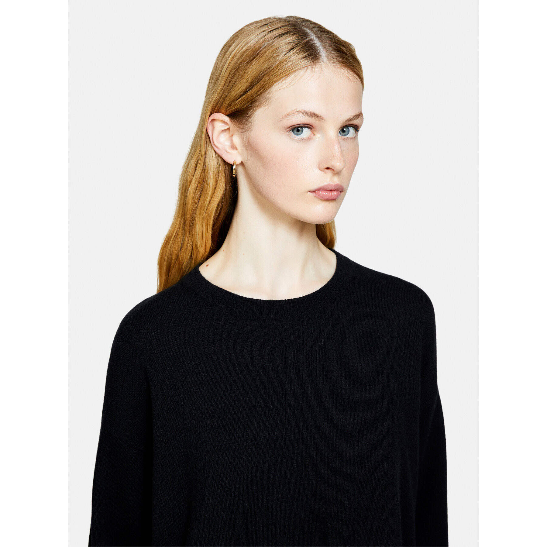 Sisley Пуловер 1044M103K Черен Boxy Fit - Pepit.bg