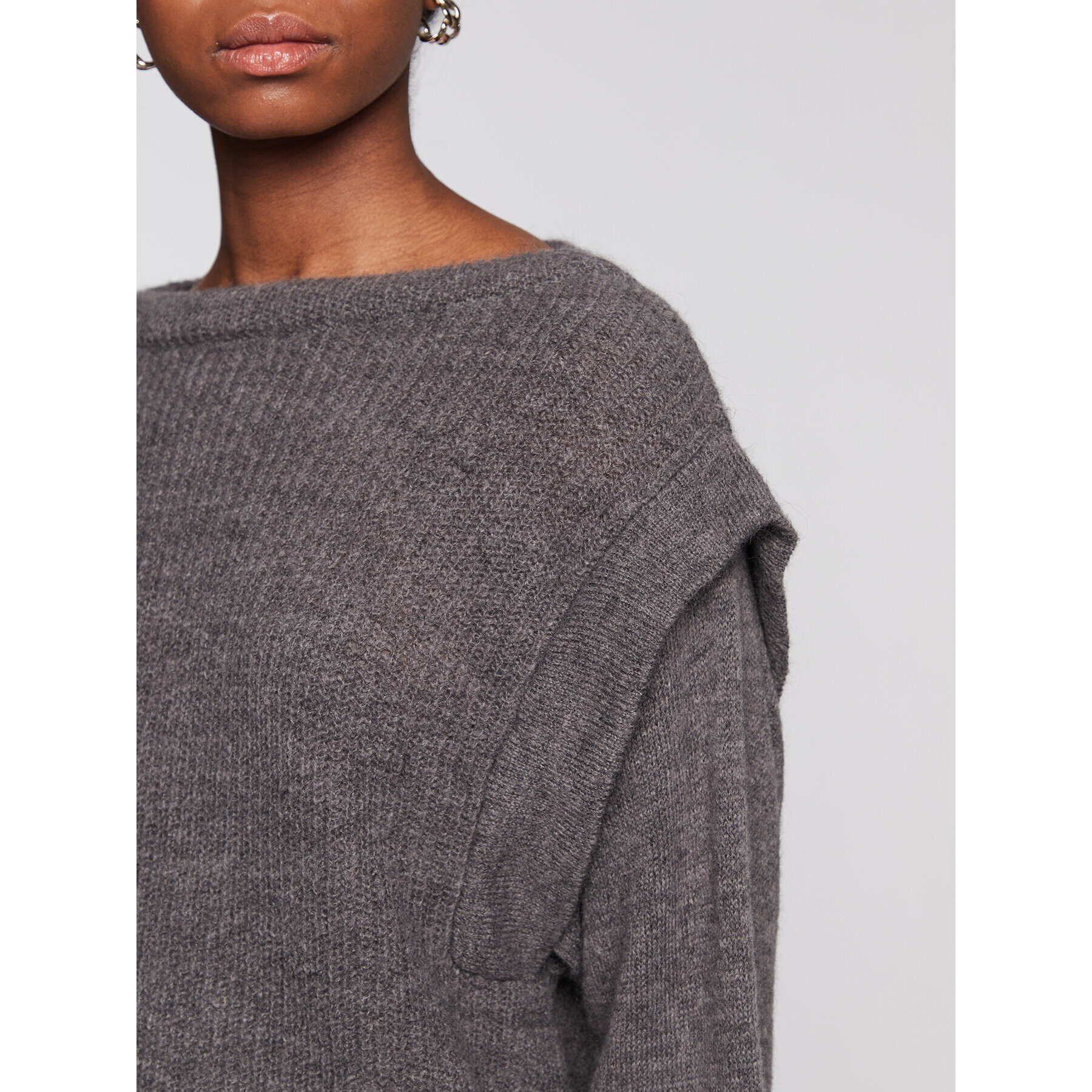 Sisley Пуловер 1068M1029 Сив Boxy Fit - Pepit.bg