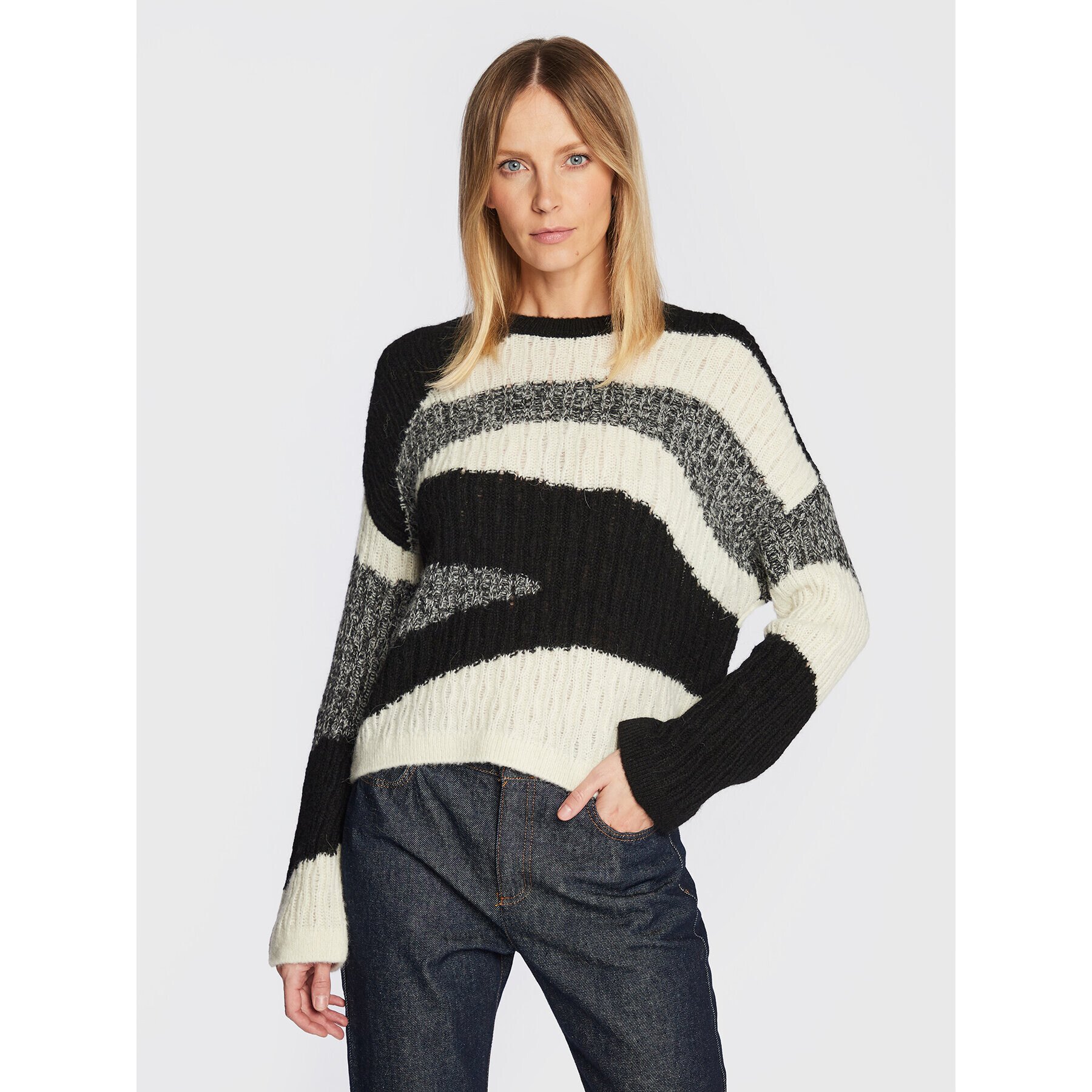 Sisley Пуловер 1268L101U Екрю Regular Fit - Pepit.bg
