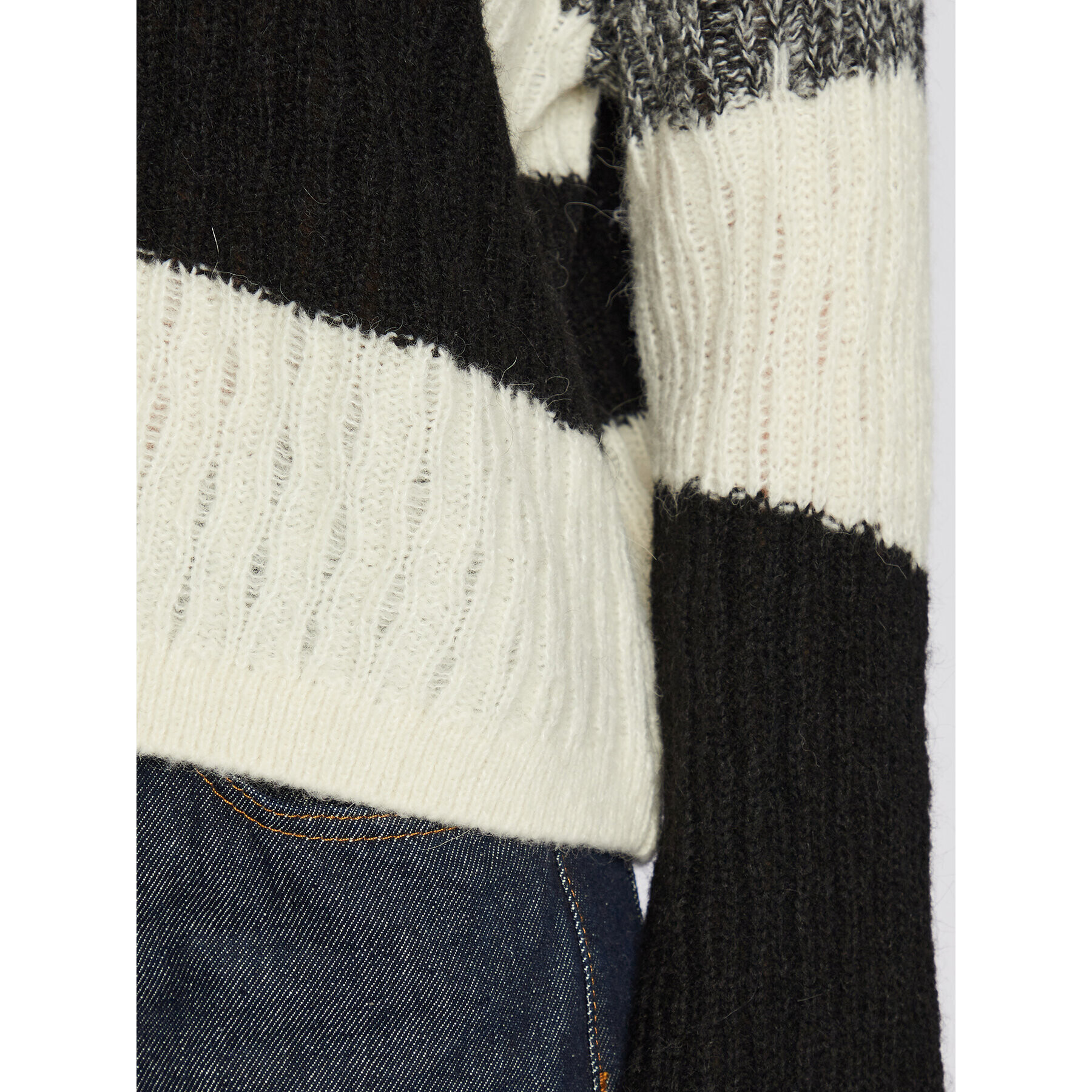 Sisley Пуловер 1268L101U Екрю Regular Fit - Pepit.bg