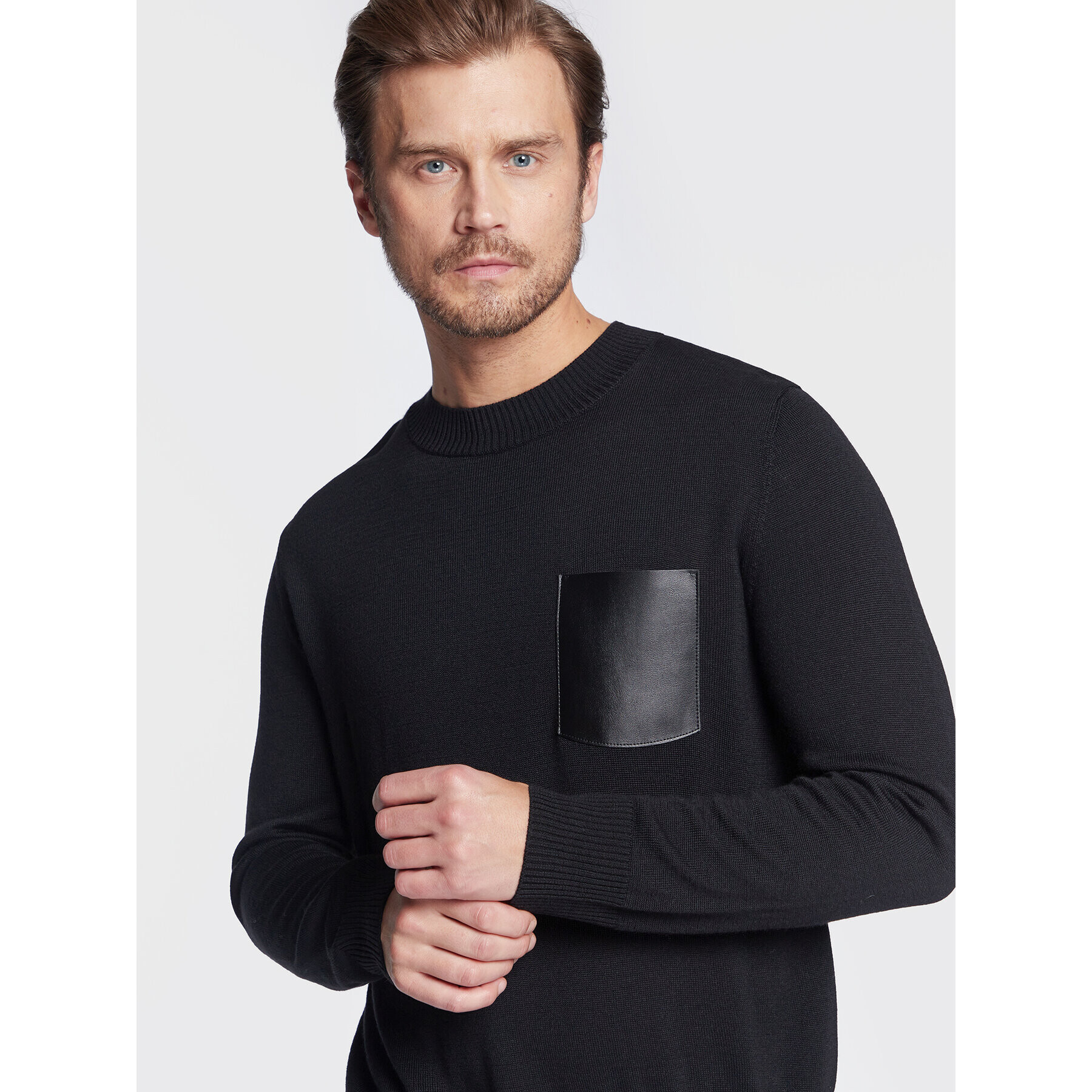 Sisley Пуловер 129MS1014 Черен Regular Fit - Pepit.bg