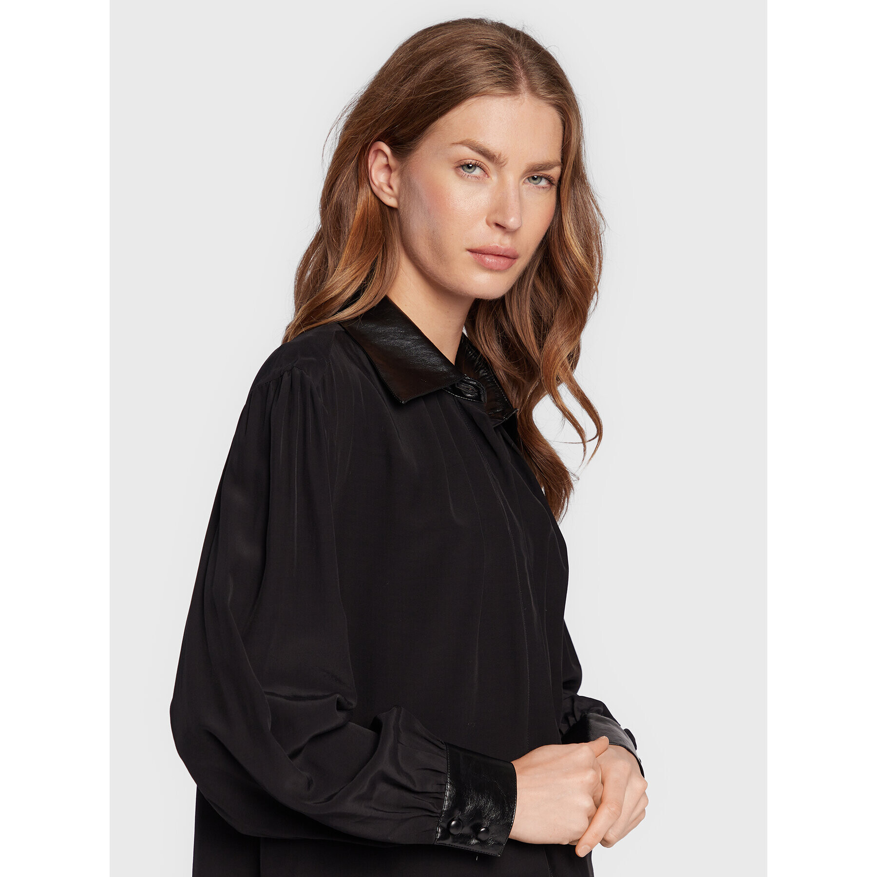 Sisley Риза 56ICLQ02L Черен Regular Fit - Pepit.bg