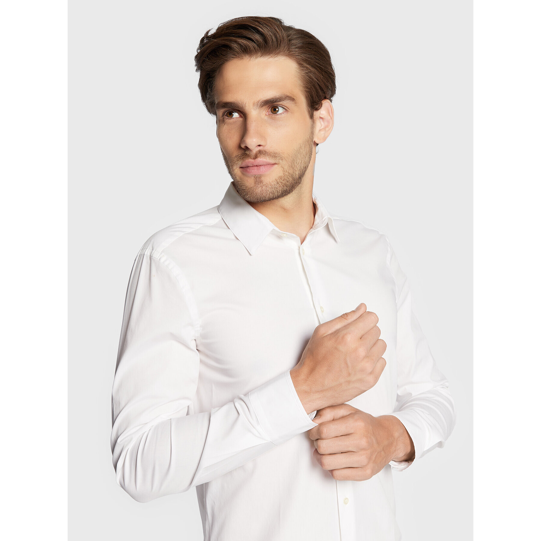 Sisley Риза 5CNX5QL19 Бял Slim Fit - Pepit.bg