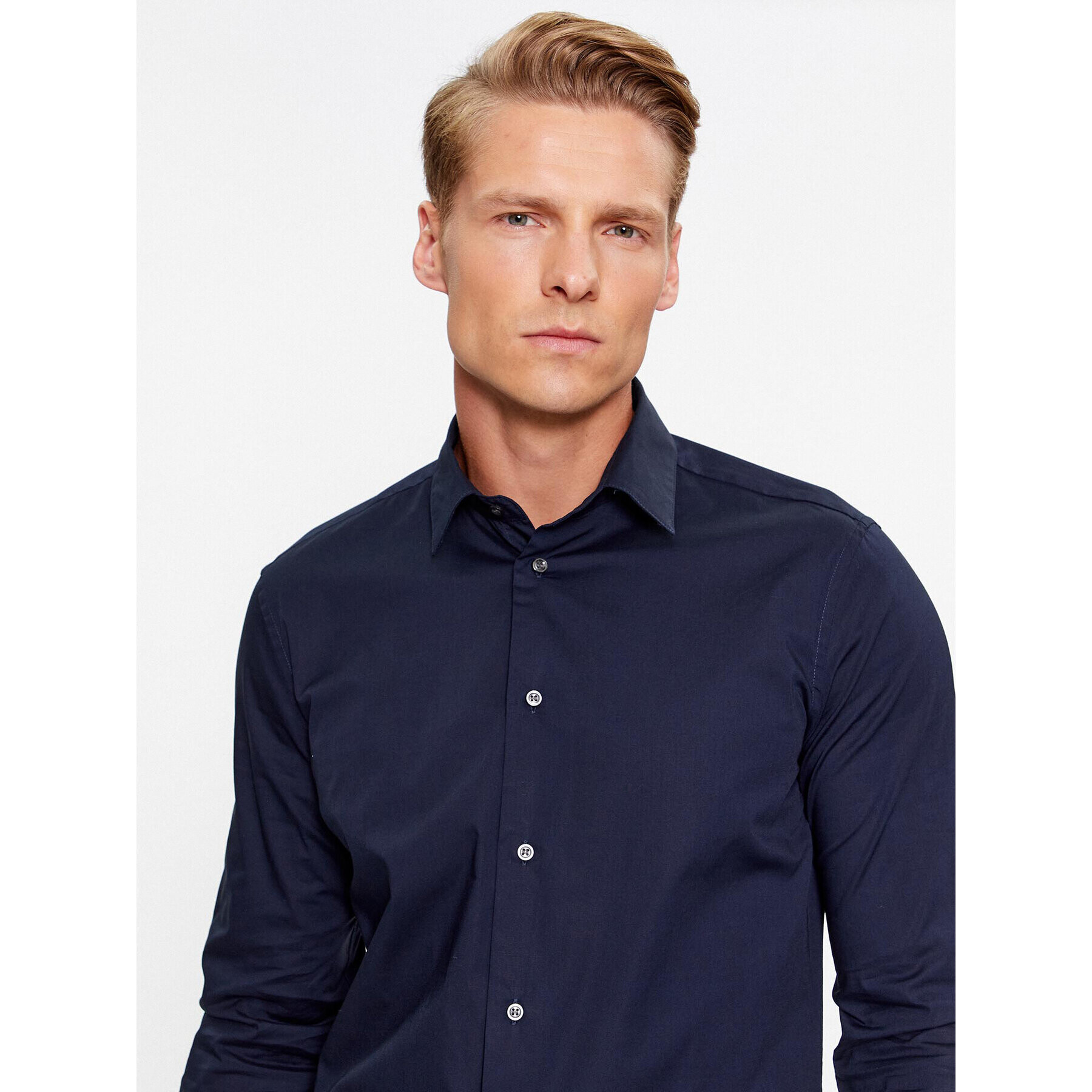 Sisley Риза 5CNX5QL19 Тъмносин Slim Fit - Pepit.bg