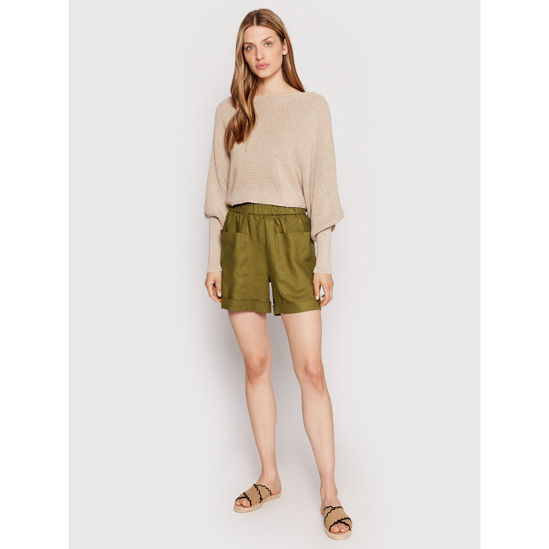Sisley Шорти от плат 4AGHL900D Зелен Regular Fit - Pepit.bg