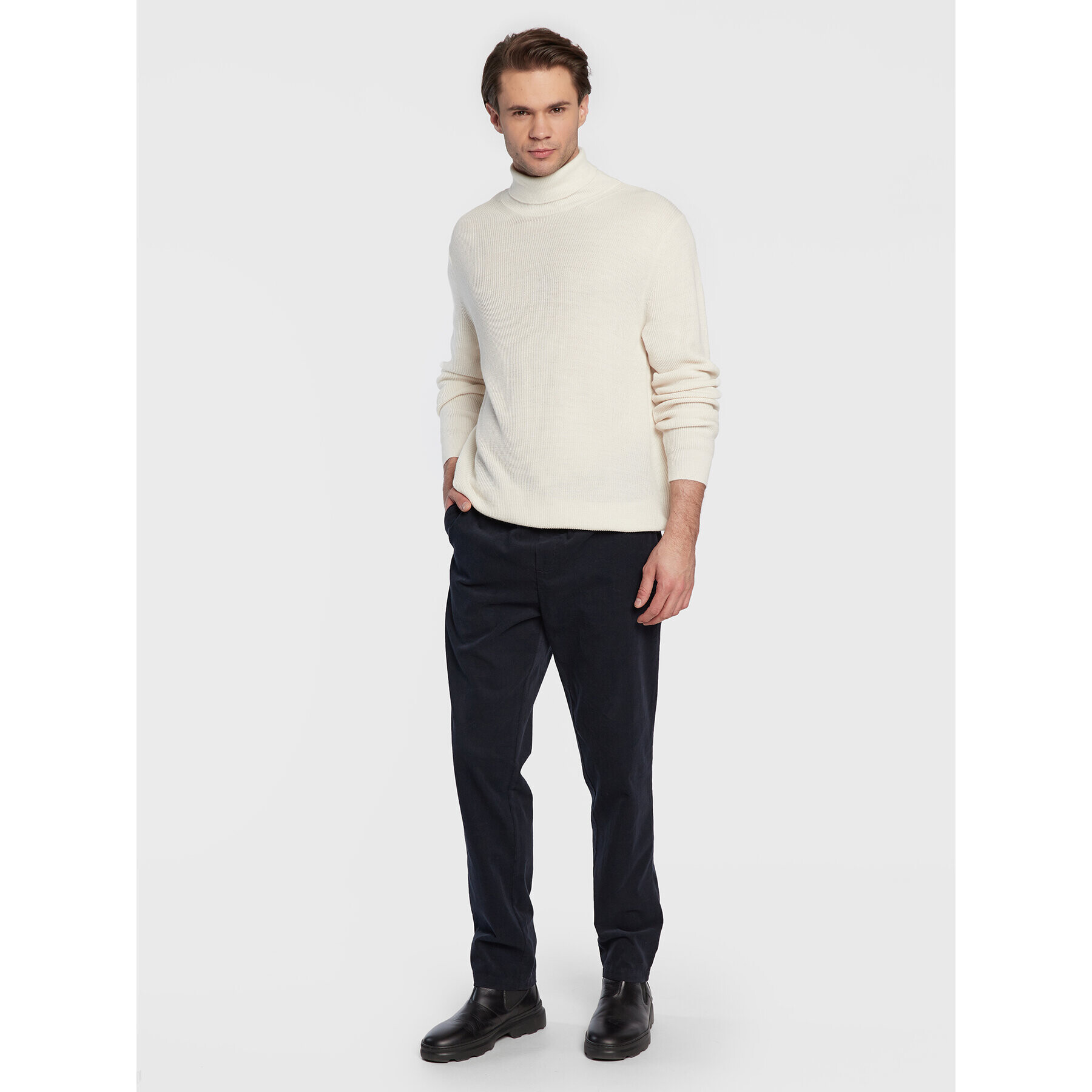 Sisley Текстилни панталони 4JPMSF017 Тъмносин Relaxed Fit - Pepit.bg