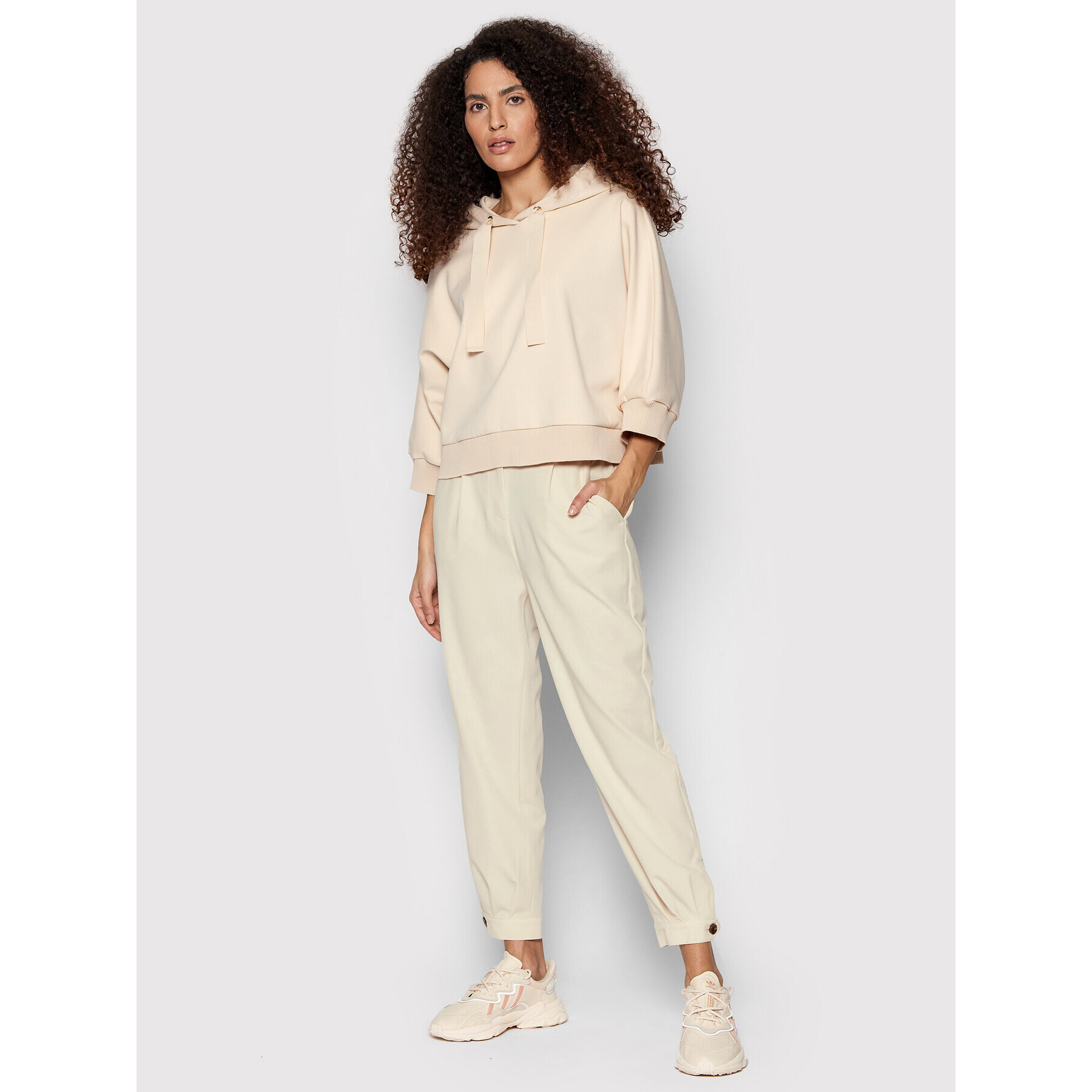 Sisley Текстилни панталони 4KVXLF00C Бежов Relaxed Fit - Pepit.bg