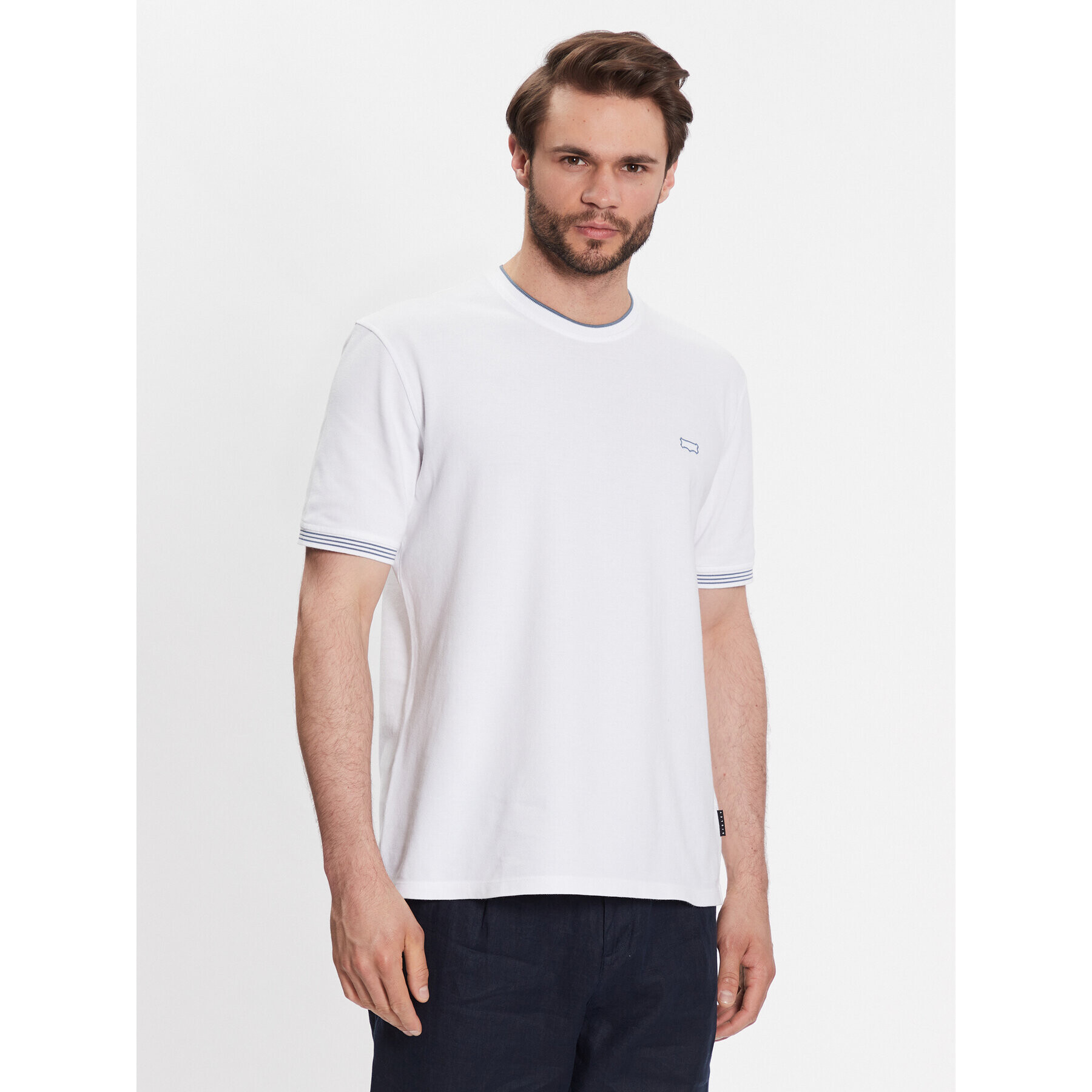 Sisley Тишърт 3B2ZS102F Бял Regular Fit - Pepit.bg