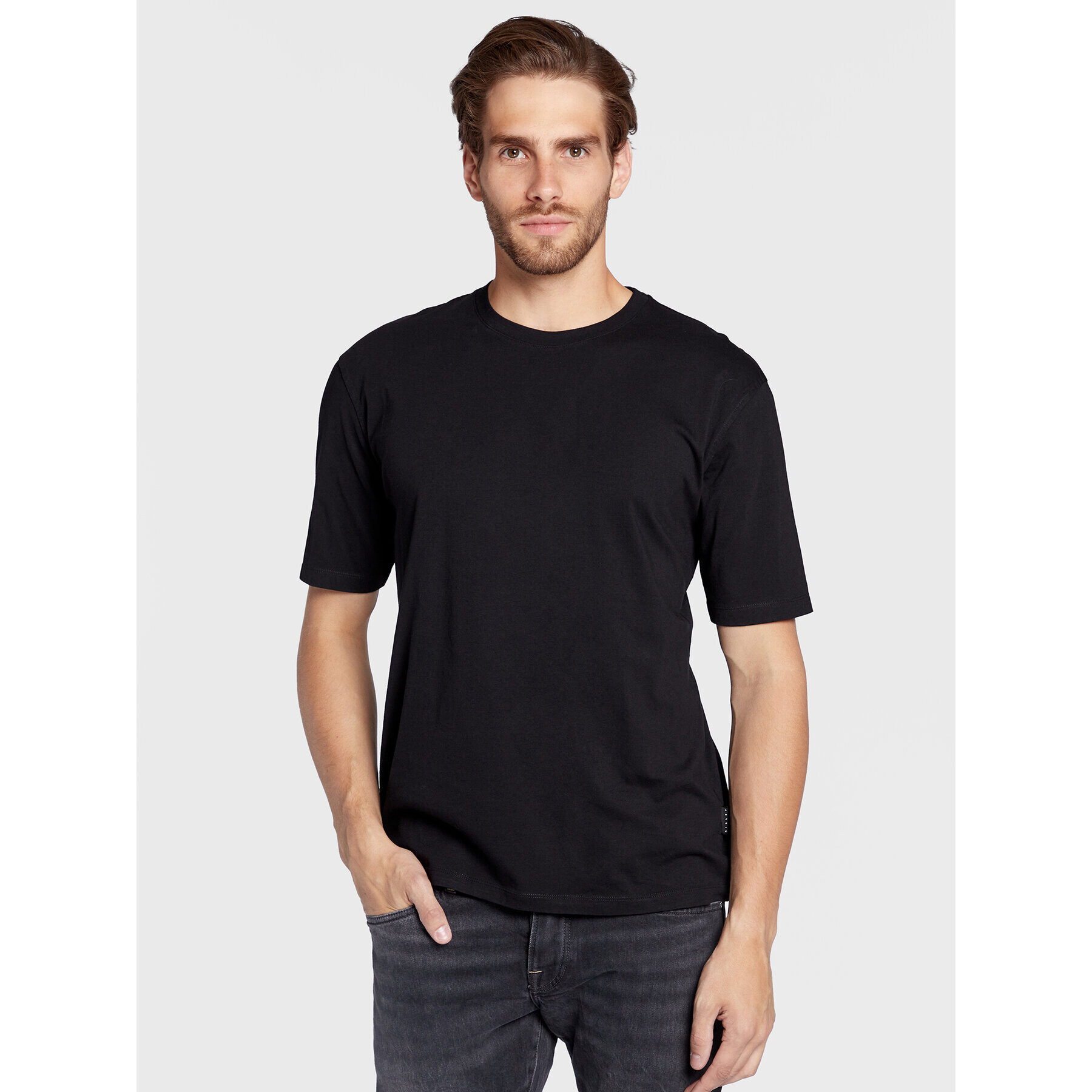 Sisley Тишърт 3I1XS101J Черен Regular Fit - Pepit.bg